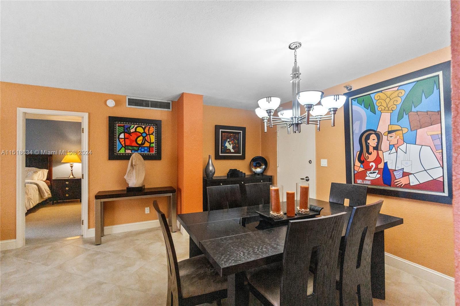 5161 Collins Ave 402, Miami Beach, Florida 33140, 2 Bedrooms Bedrooms, ,2 BathroomsBathrooms,Residentiallease,For Rent,5161 Collins Ave 402,A11518634