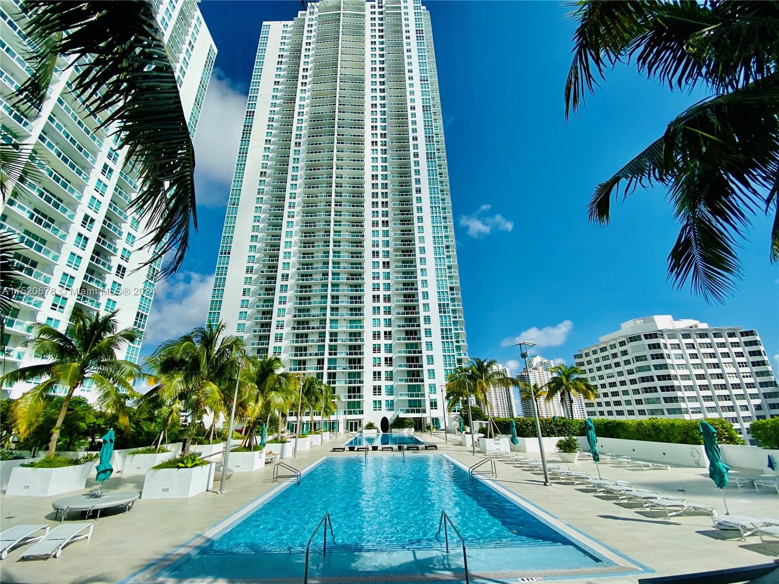 950 Brickell Bay Dr, Miami, FL, 33131 United States, 2 Bedrooms Bedrooms, ,2 BathroomsBathrooms,Residential,For Sale,Brickell Bay Dr,A11520678