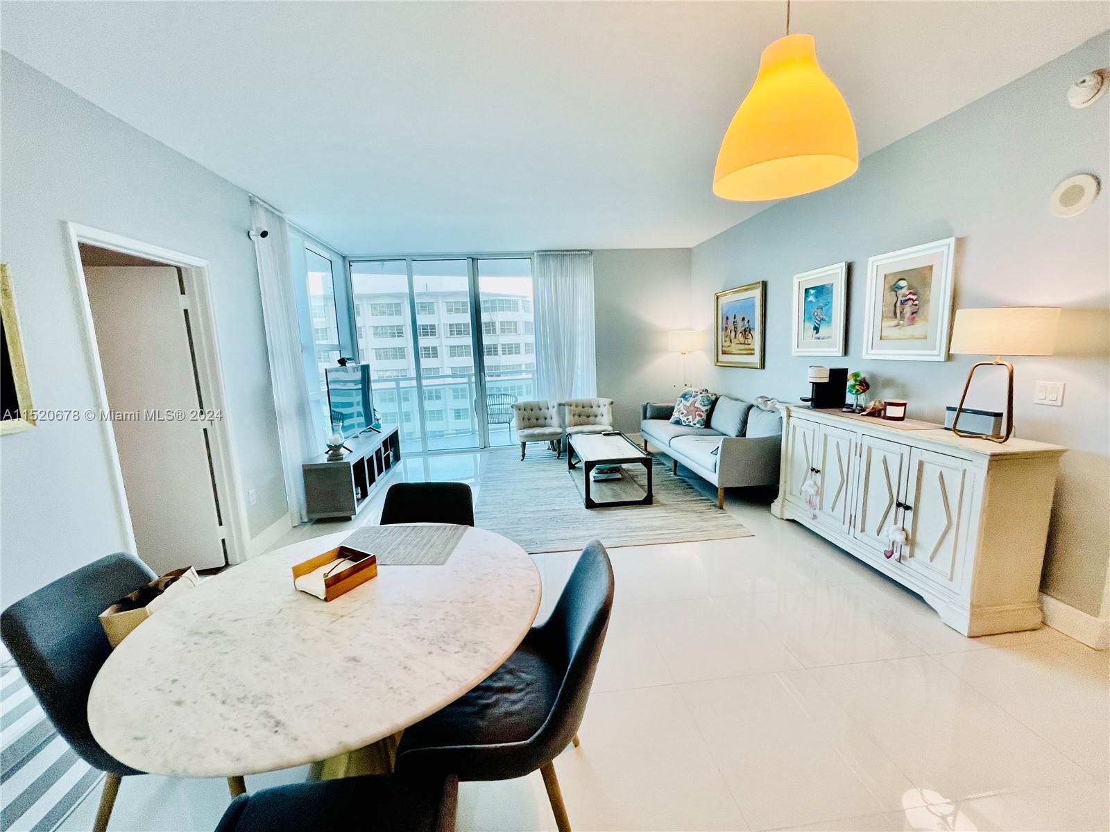 950 Brickell Bay Dr, Miami, FL, 33131 United States, 2 Bedrooms Bedrooms, ,2 BathroomsBathrooms,Residential,For Sale,Brickell Bay Dr,A11520678