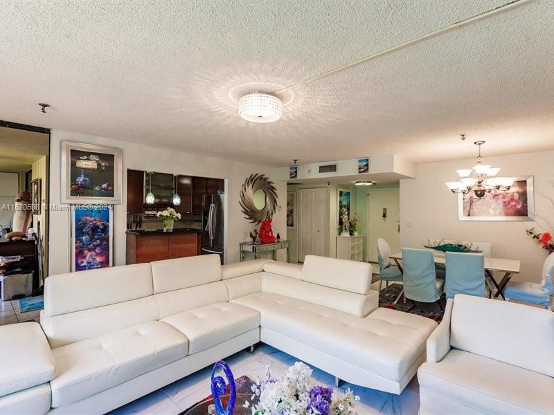 671 195th St, Miami, FL, 33179 United States, 2 Bedrooms Bedrooms, ,2 BathroomsBathrooms,Residential,For Sale,195th St,A11520598