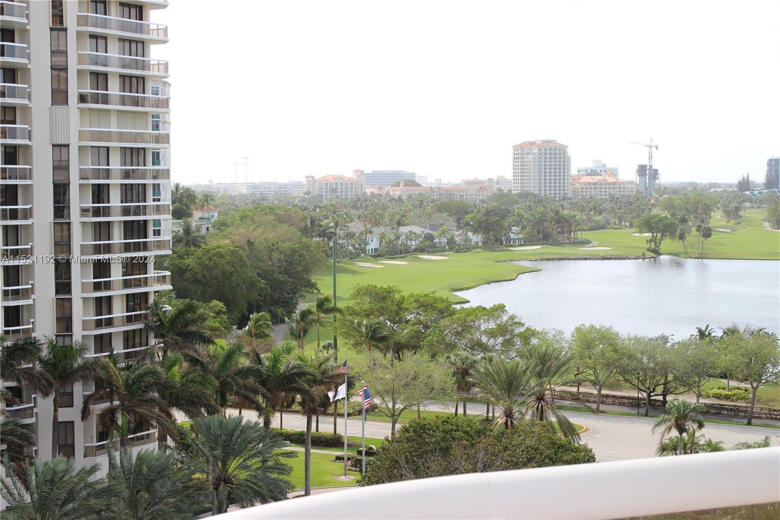 20191 E Country Club Dr 910, Aventura, Florida 33180, 2 Bedrooms Bedrooms, ,2 BathroomsBathrooms,Residential,For Sale,20191 E Country Club Dr 910,A11521192