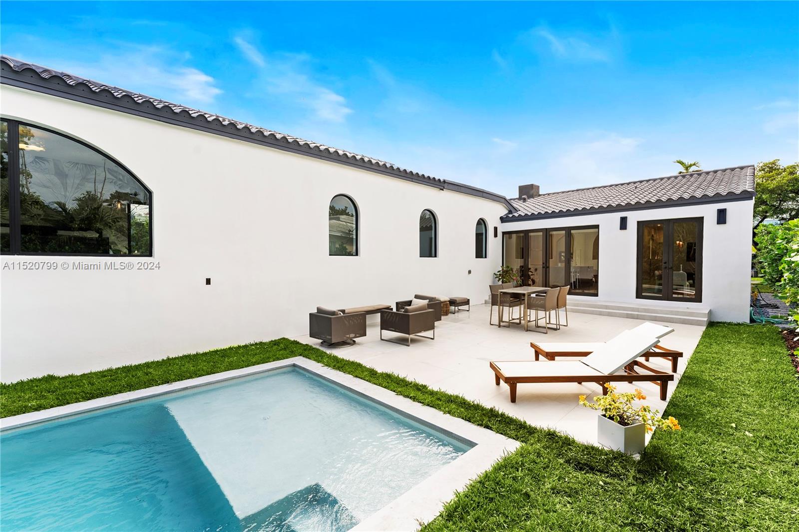 1735 Lenox Ave, Miami Beach, Florida 33139, 5 Bedrooms Bedrooms, ,5 BathroomsBathrooms,Residential,For Sale,1735 Lenox Ave,A11520799