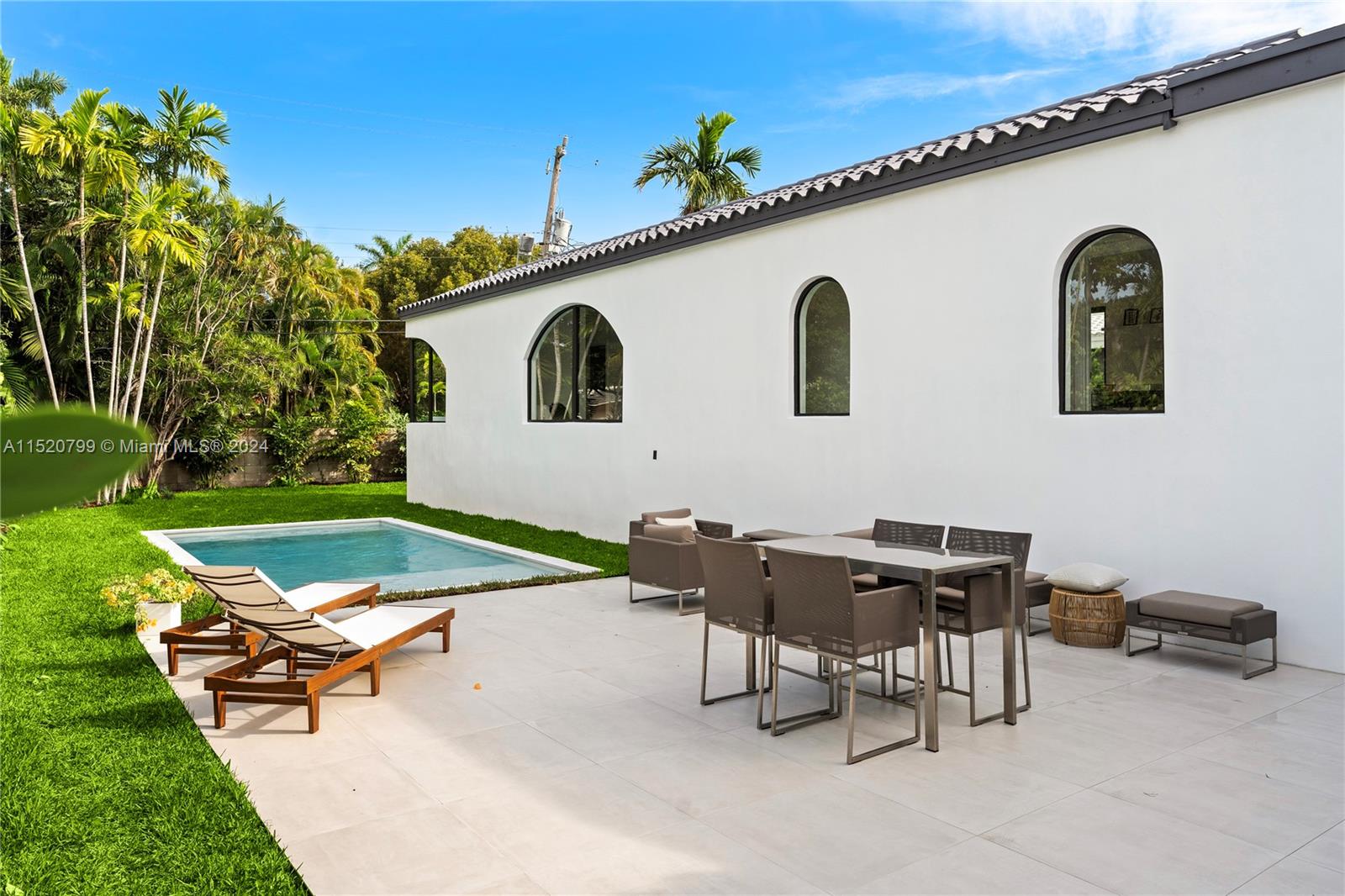 1735 Lenox Ave, Miami Beach, Florida 33139, 5 Bedrooms Bedrooms, ,5 BathroomsBathrooms,Residential,For Sale,1735 Lenox Ave,A11520799