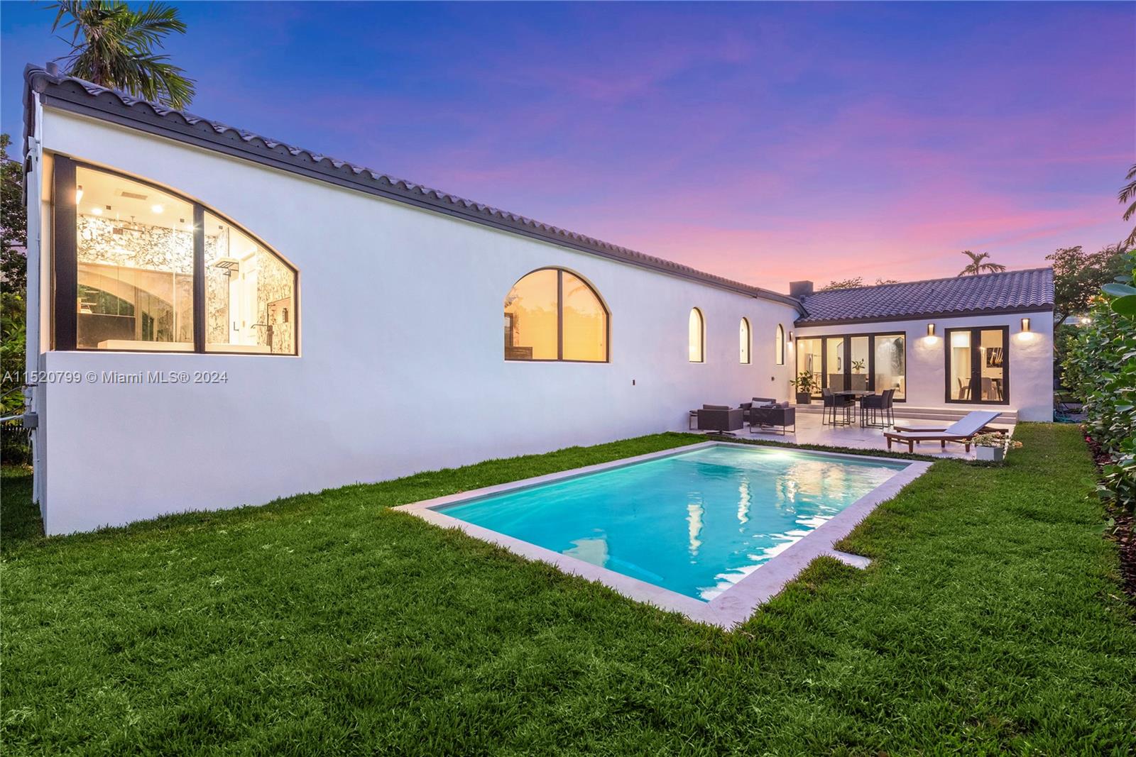 1735 Lenox Ave, Miami Beach, Florida 33139, 5 Bedrooms Bedrooms, ,5 BathroomsBathrooms,Residential,For Sale,1735 Lenox Ave,A11520799