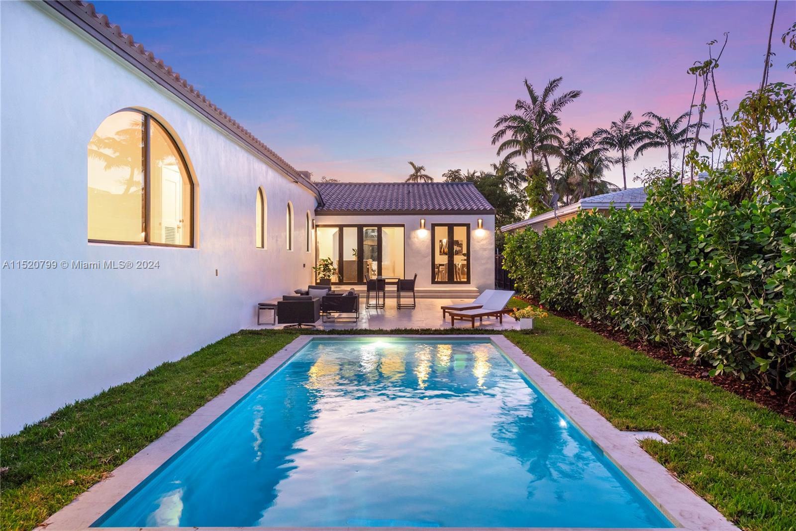 1735 Lenox Ave, Miami Beach, Florida 33139, 5 Bedrooms Bedrooms, ,5 BathroomsBathrooms,Residential,For Sale,1735 Lenox Ave,A11520799