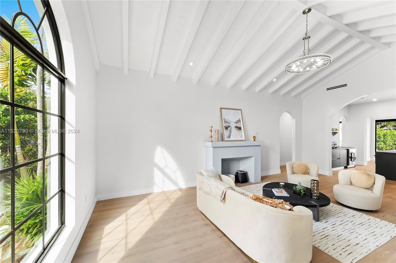 1735 Lenox Ave, Miami Beach, Florida 33139, 5 Bedrooms Bedrooms, ,5 BathroomsBathrooms,Residential,For Sale,1735 Lenox Ave,A11520799