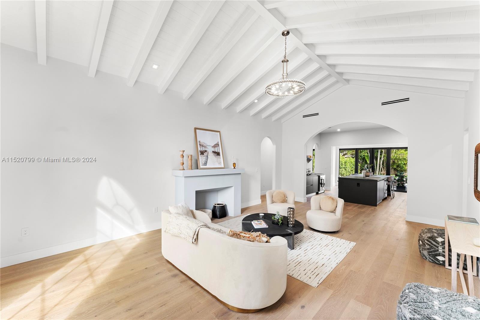 1735 Lenox Ave, Miami Beach, FL, 33139 United States, 5 Bedrooms Bedrooms, ,5 BathroomsBathrooms,Residential,For Sale,Lenox Ave,A11520799