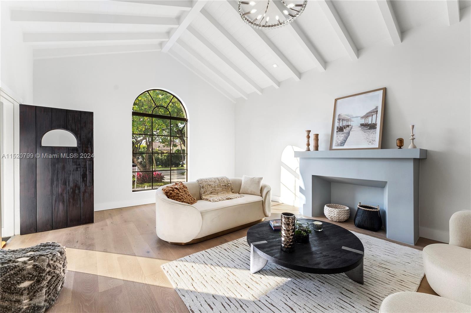 1735 Lenox Ave, Miami Beach, FL, 33139 United States, 5 Bedrooms Bedrooms, ,5 BathroomsBathrooms,Residential,For Sale,Lenox Ave,A11520799