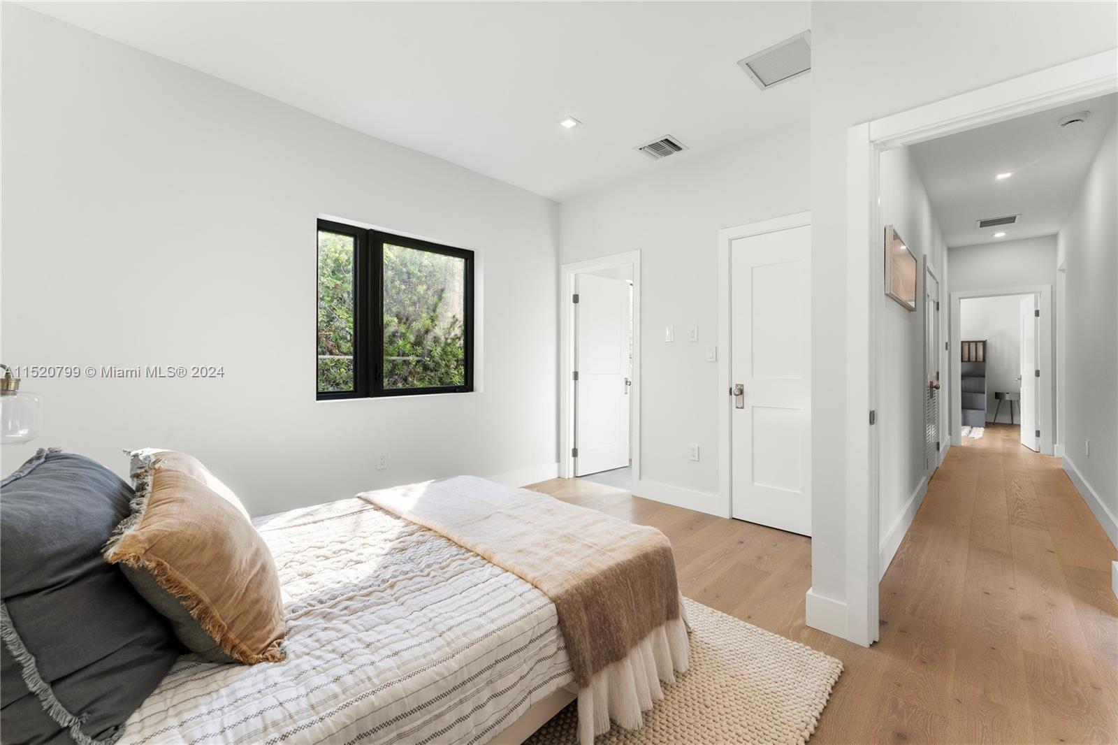 1735 Lenox Ave, Miami Beach, Florida 33139, 5 Bedrooms Bedrooms, ,5 BathroomsBathrooms,Residential,For Sale,1735 Lenox Ave,A11520799