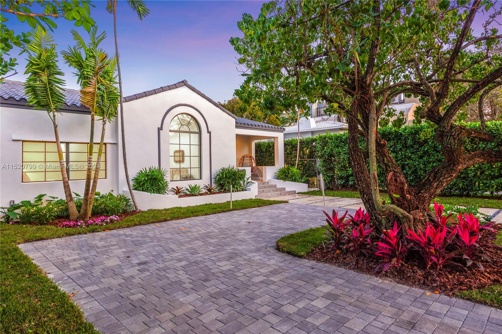 1735 Lenox Ave, Miami Beach, FL, 33139 United States, 5 Bedrooms Bedrooms, ,5 BathroomsBathrooms,Residential,For Sale,Lenox Ave,A11520799