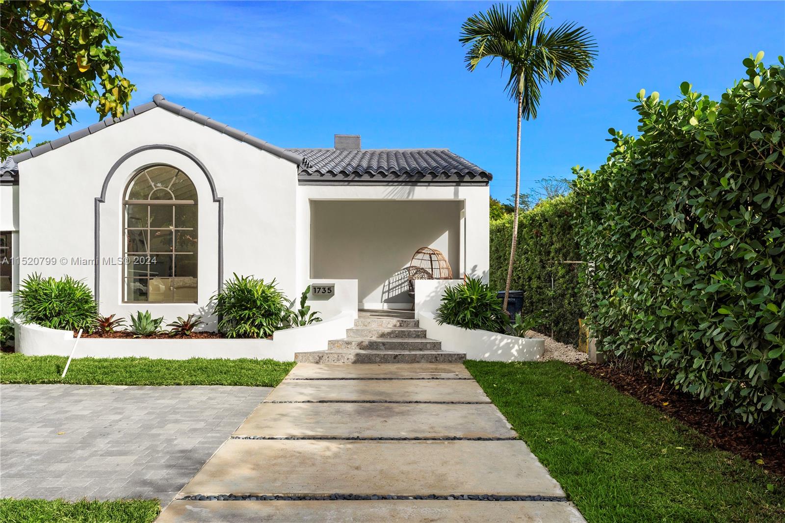 1735 Lenox Ave, Miami Beach, Florida 33139, 5 Bedrooms Bedrooms, ,5 BathroomsBathrooms,Residential,For Sale,1735 Lenox Ave,A11520799