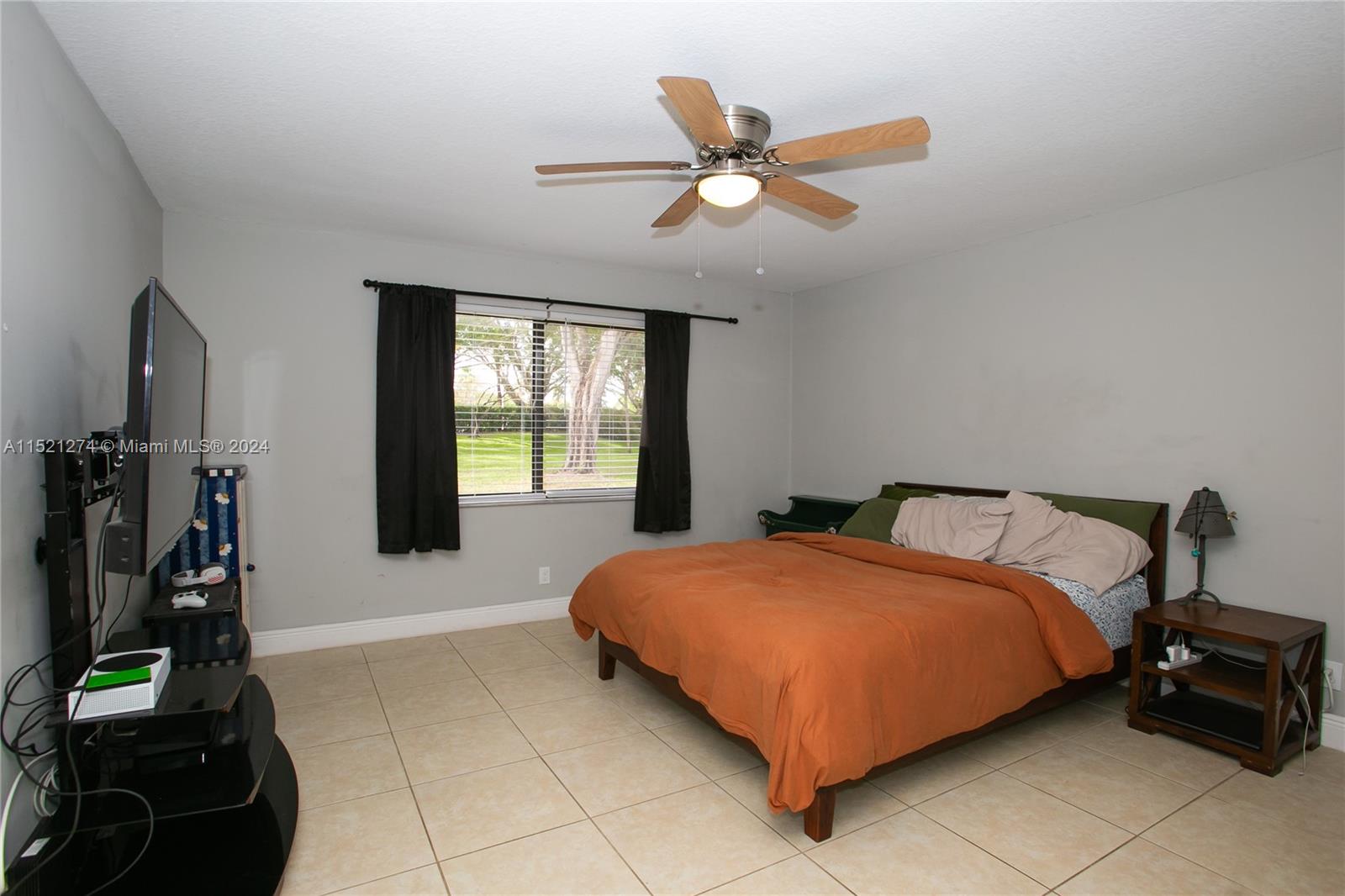 9 Via De Casas Sur, Boynton Beach, FL, 33426 United States, 2 Bedrooms Bedrooms, ,2 BathroomsBathrooms,Residential,For Sale,Via De Casas Sur,A11521274