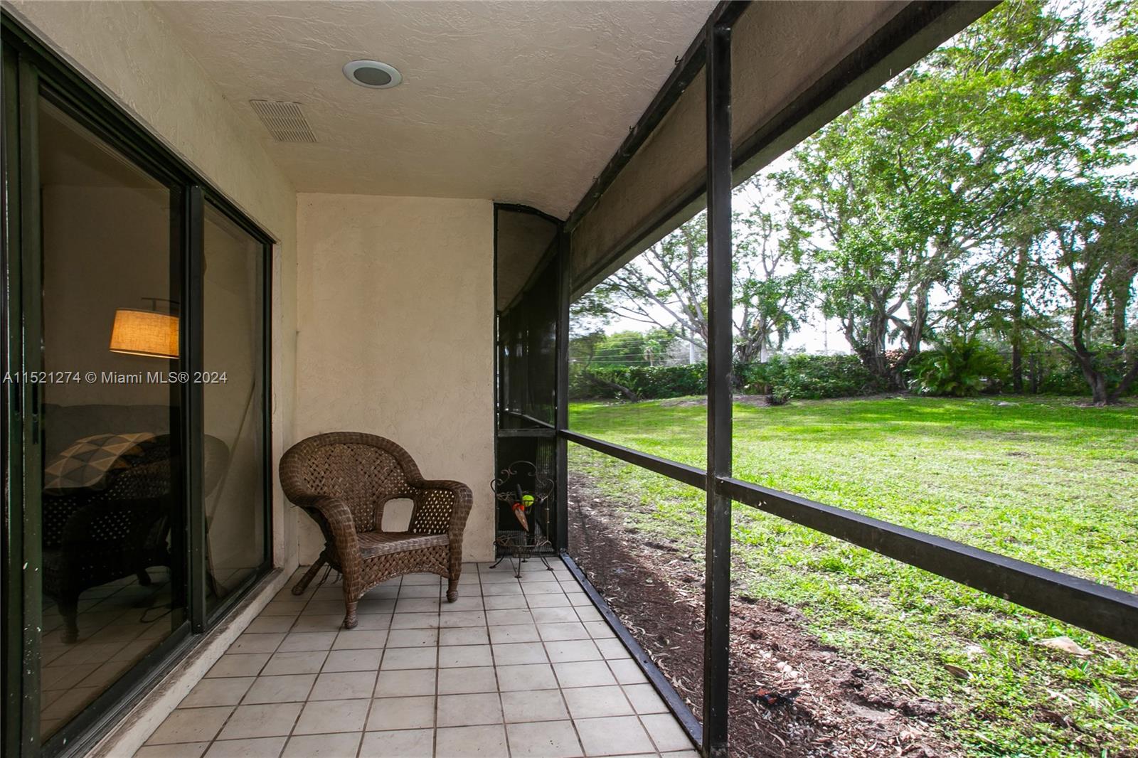 9 Via De Casas Sur, Boynton Beach, FL, 33426 United States, 2 Bedrooms Bedrooms, ,2 BathroomsBathrooms,Residential,For Sale,Via De Casas Sur,A11521274