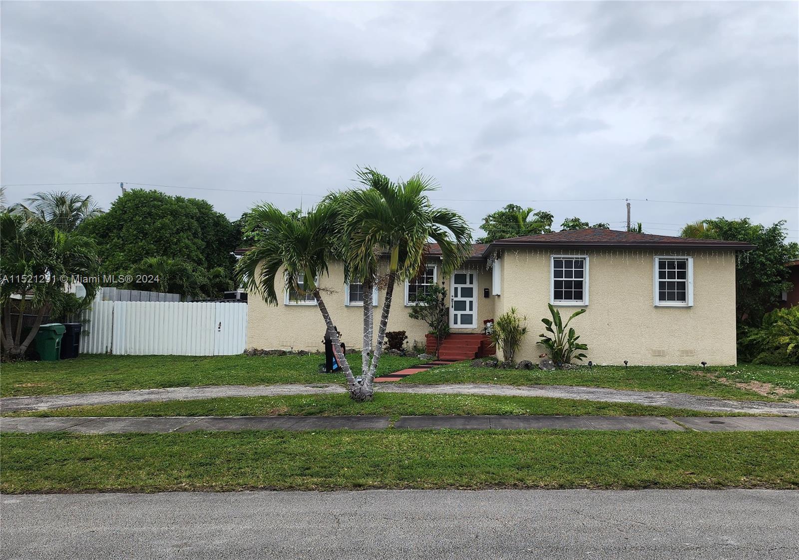 8281 SW 28th St  For Sale A11521291, FL