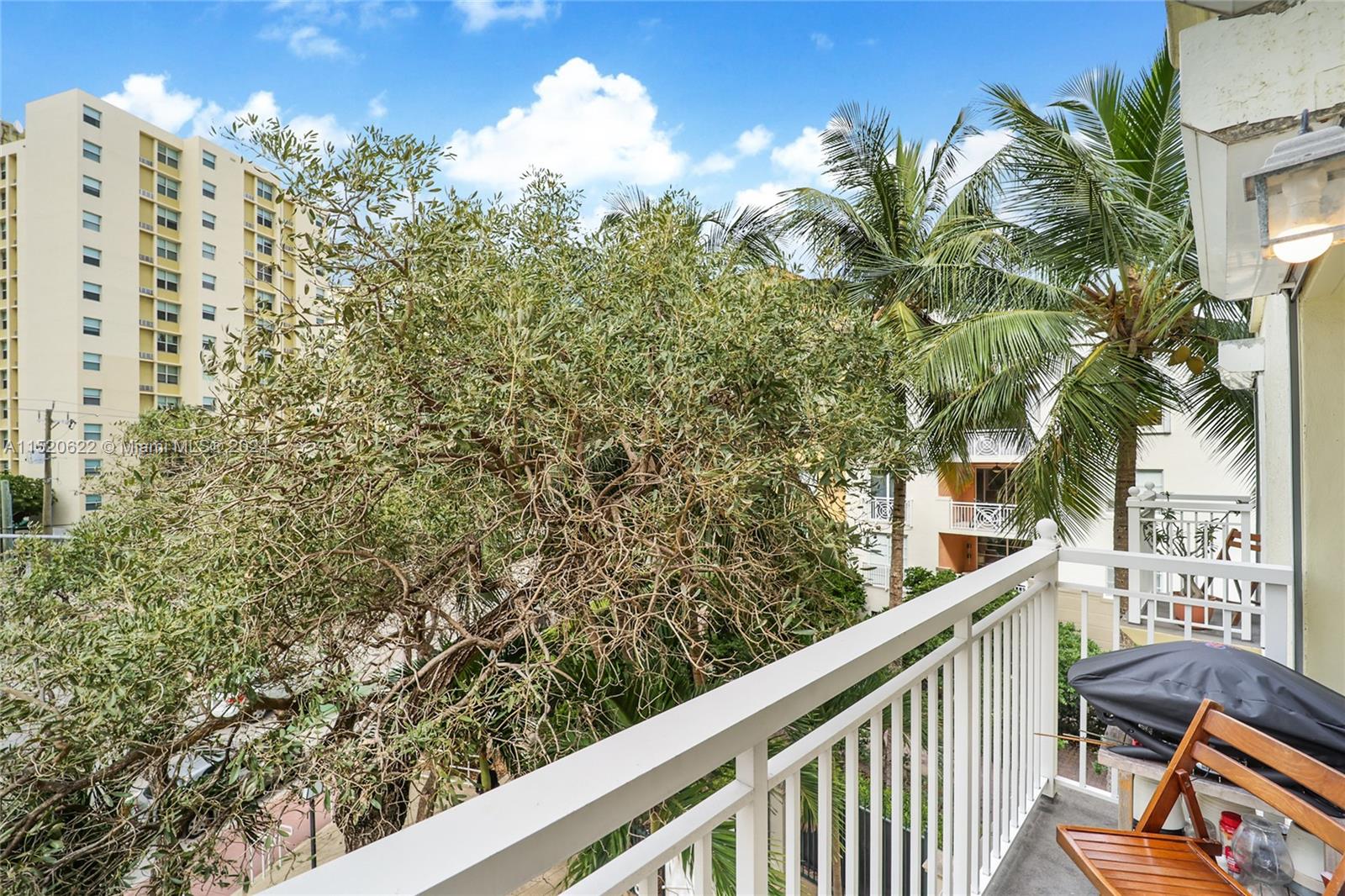 120 Jefferson Ave 12015, Miami Beach, Florida 33139, 3 Bedrooms Bedrooms, ,2 BathroomsBathrooms,Residential,For Sale,120 Jefferson Ave 12015,A11520622