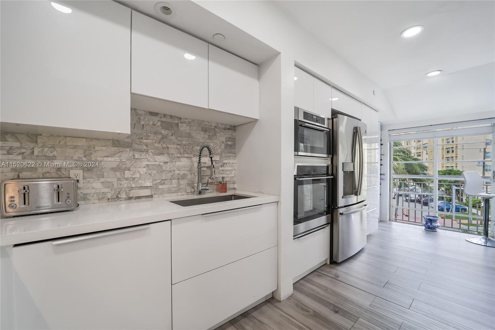 120 Jefferson Ave 12015, Miami Beach, Florida 33139, 3 Bedrooms Bedrooms, ,2 BathroomsBathrooms,Residential,For Sale,120 Jefferson Ave 12015,A11520622