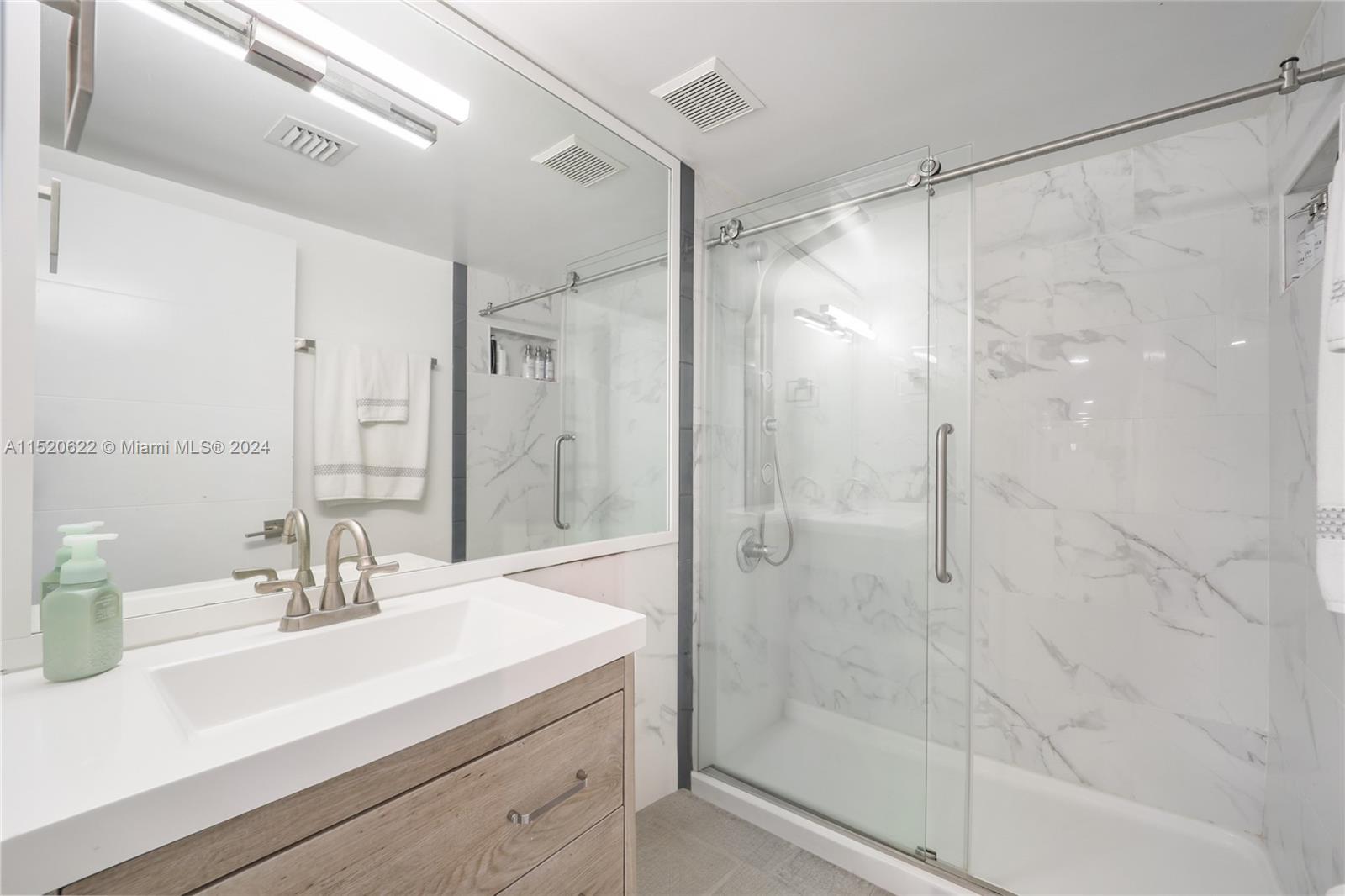 120 Jefferson Ave 12015, Miami Beach, Florida 33139, 3 Bedrooms Bedrooms, ,2 BathroomsBathrooms,Residential,For Sale,120 Jefferson Ave 12015,A11520622