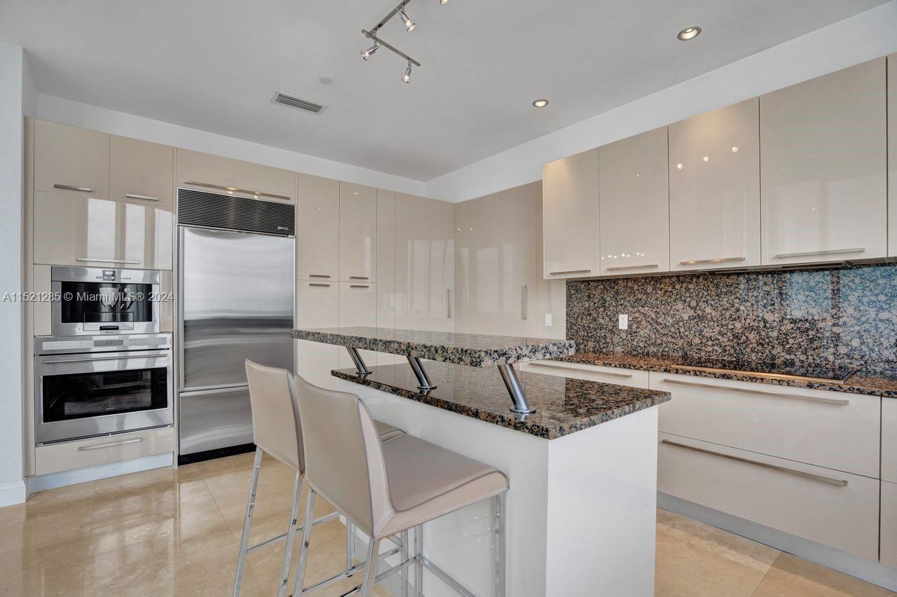 15811 Collins Avenue, Sunny Isles Beach, FL, 33160 United States, 3 Bedrooms Bedrooms, ,3 BathroomsBathrooms,Residential,For Sale,Collins Avenue,A11521285