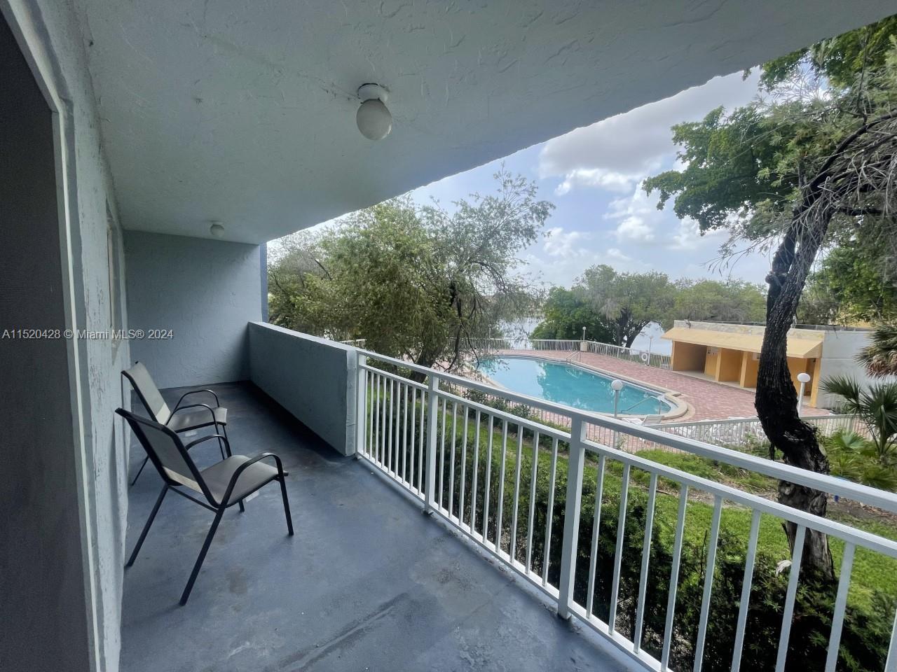 9375 Fontainebleau Blvd, Miami, FL, 33172 United States, 2 Bedrooms Bedrooms, ,2 BathroomsBathrooms,Residential,For Sale,Fontainebleau Blvd,A11520428