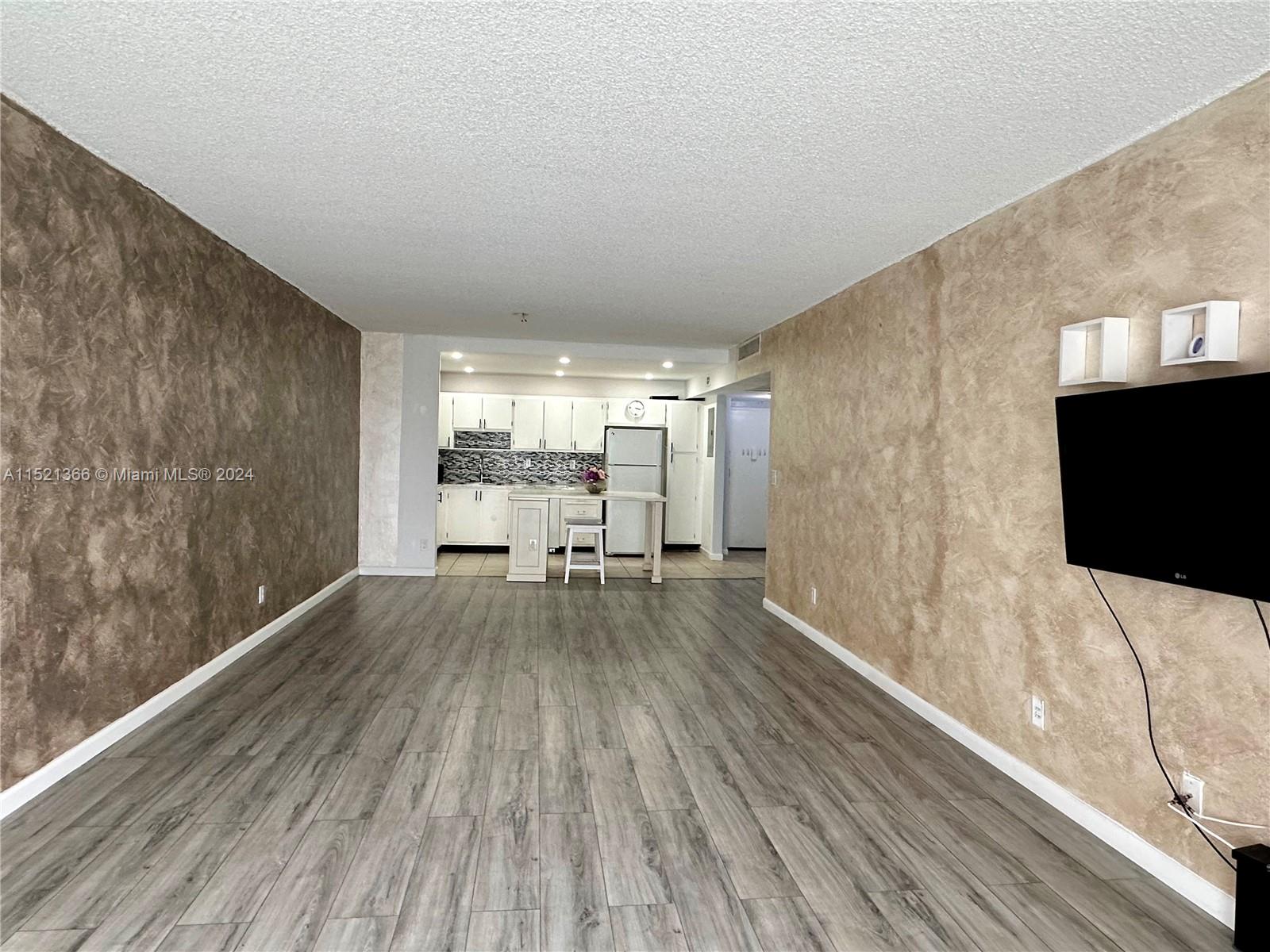 19380 Collins Ave, Sunny Isles Beach, FL, 33160 United States, 2 Bedrooms Bedrooms, ,2 BathroomsBathrooms,Residential,For Sale,Collins Ave,A11521366