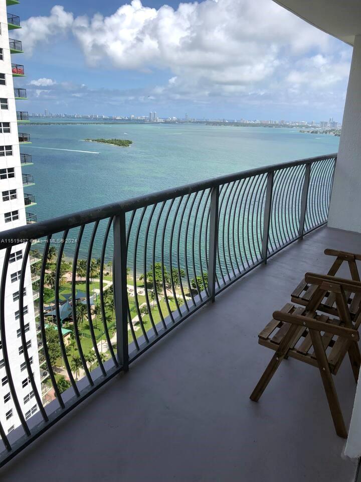 1750 N Bayshore Dr 2905, Miami, Florida 33132, 1 Bedroom Bedrooms, ,1 BathroomBathrooms,Residentiallease,For Rent,1750 N Bayshore Dr 2905,A11519407