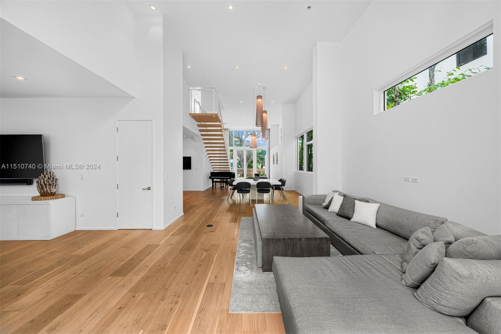 335 46th St, Miami Beach, FL, 33140 United States, 4 Bedrooms Bedrooms, ,4 BathroomsBathrooms,Residential,For Sale,46th St,A11510740