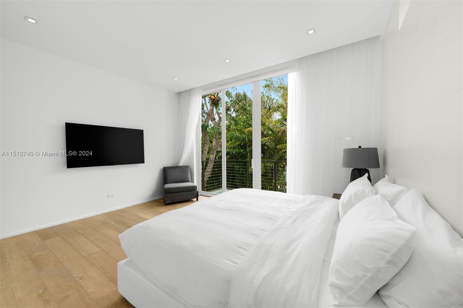 335 46th St, Miami Beach, FL, 33140 United States, 4 Bedrooms Bedrooms, ,4 BathroomsBathrooms,Residential,For Sale,46th St,A11510740