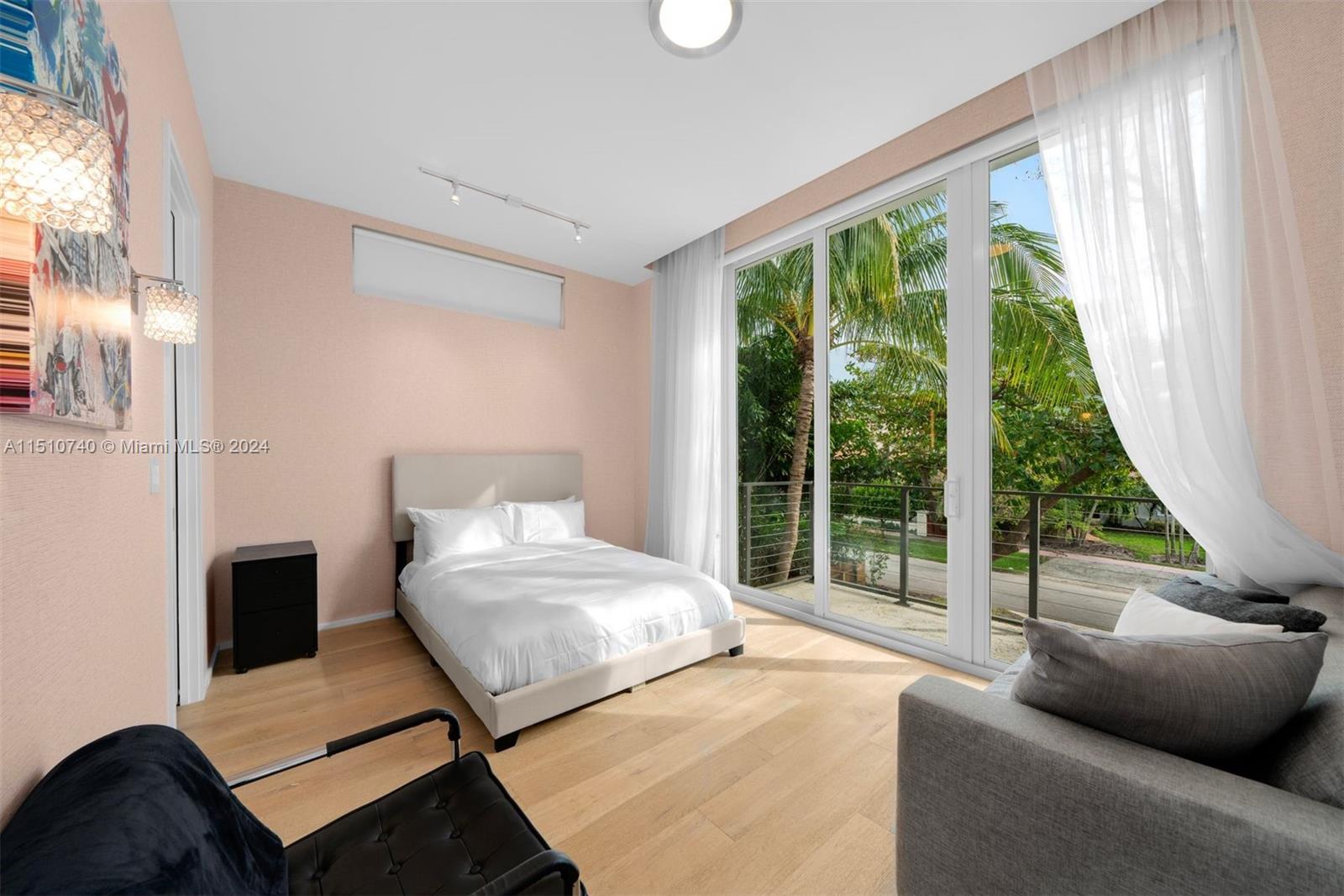 335 W 46th St, Miami Beach, Florida 33140, 4 Bedrooms Bedrooms, ,4 BathroomsBathrooms,Residential,For Sale,335 W 46th St,A11510740