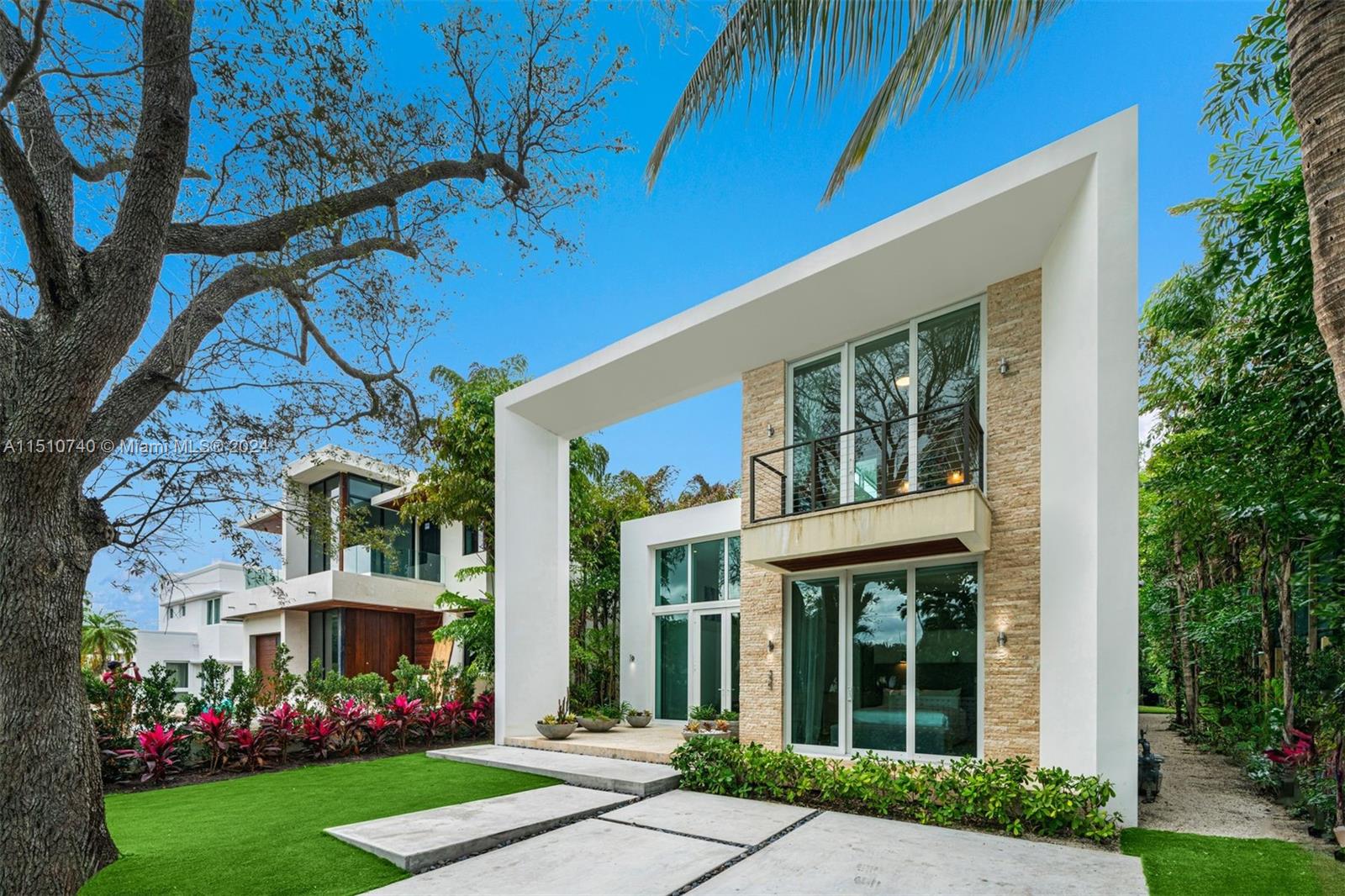 335 46th St, Miami Beach, FL, 33140 United States, 4 Bedrooms Bedrooms, ,4 BathroomsBathrooms,Residential,For Sale,46th St,A11510740