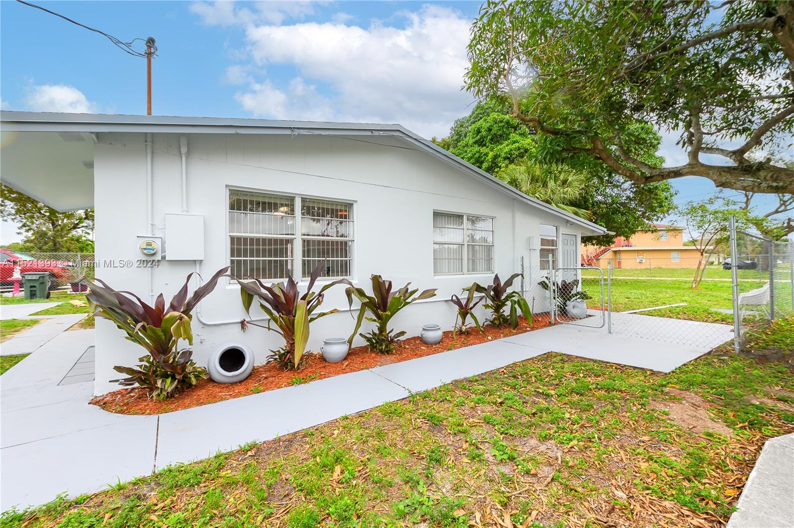 145 13th Ave, Delray Beach, FL, 33444 United States, 3 Bedrooms Bedrooms, ,1 BathroomBathrooms,Residential,For Sale,13th Ave,A11521393