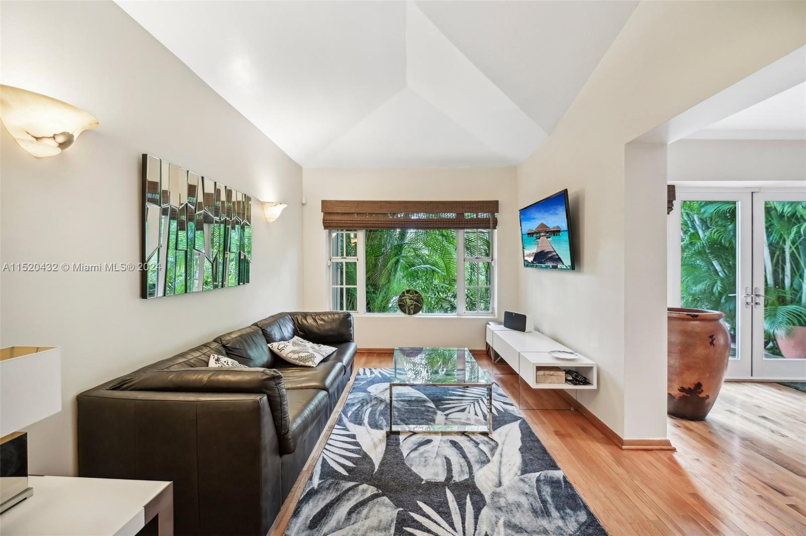 114 1st Rivo Alto Ter, Miami Beach, FL, 33139 United States, 3 Bedrooms Bedrooms, ,2 BathroomsBathrooms,Residential,For Sale,1st Rivo Alto Ter,A11520432