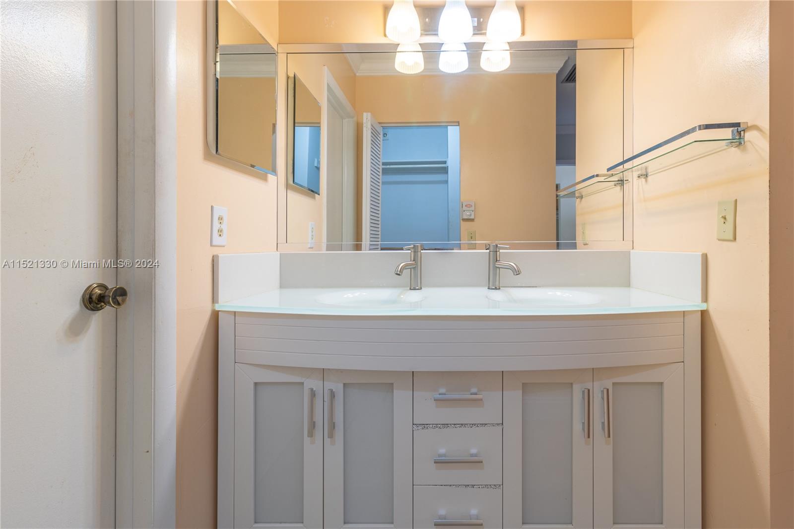 6343 W Pinehurst Cir W D36, Tamarac, Florida 33321, 2 Bedrooms Bedrooms, ,2 BathroomsBathrooms,Residential,For Sale,6343 W Pinehurst Cir W D36,A11521330