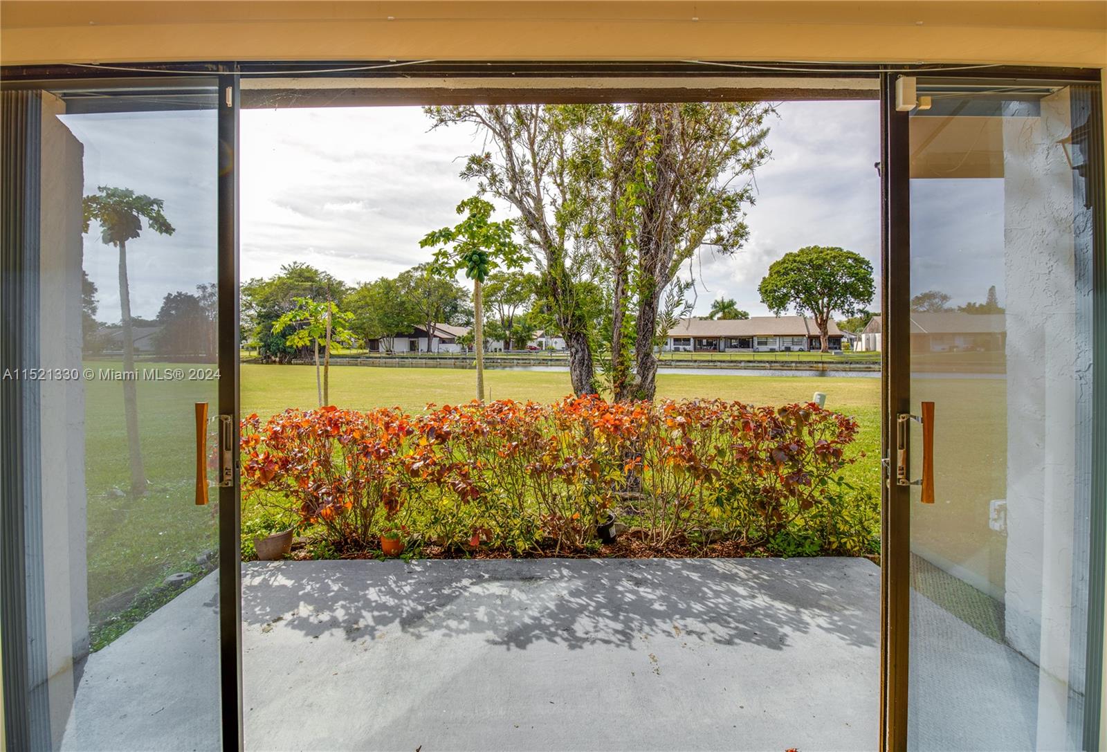 6343 W Pinehurst Cir W D36, Tamarac, Florida 33321, 2 Bedrooms Bedrooms, ,2 BathroomsBathrooms,Residential,For Sale,6343 W Pinehurst Cir W D36,A11521330