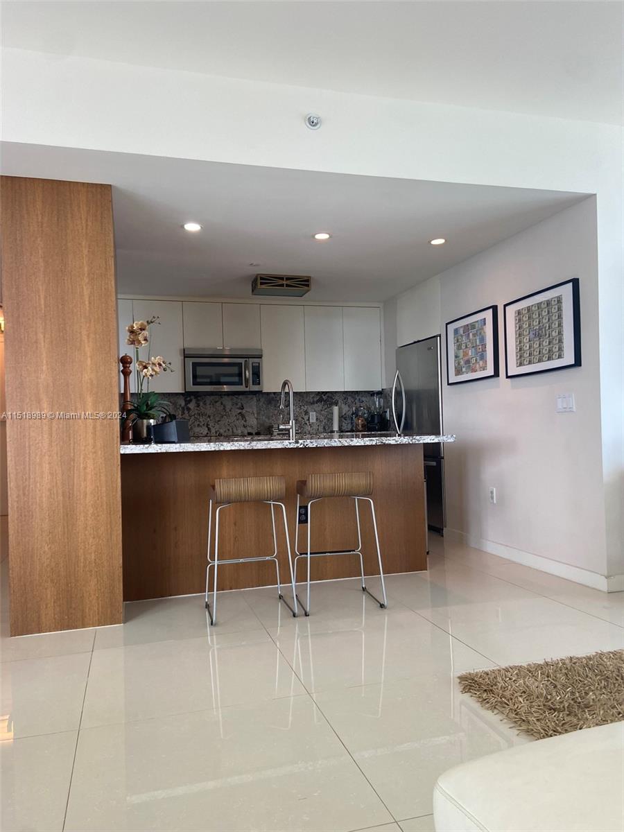 7935 East Dr 904, North Bay Village, Florida 33141, 3 Bedrooms Bedrooms, ,3 BathroomsBathrooms,Residentiallease,For Rent,7935 East Dr 904,A11518989