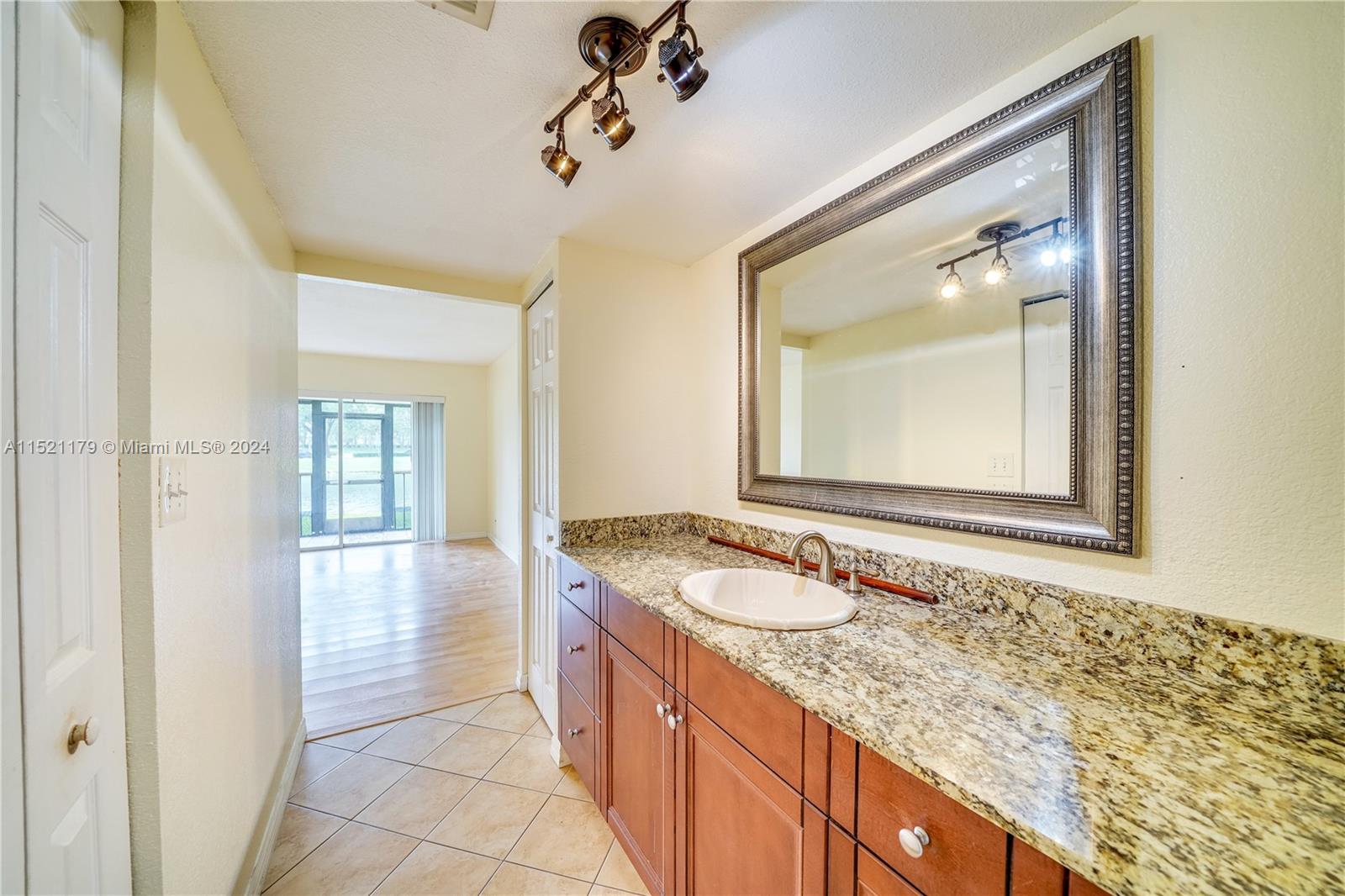 3905 Nob Hill Rd, Sunrise, FL, 33351 United States, 1 Bedroom Bedrooms, ,1 BathroomBathrooms,Residential,For Sale,Nob Hill Rd,A11521179