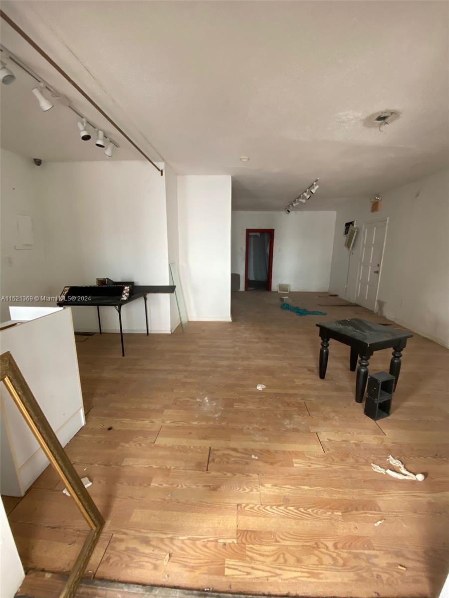 604 Collins Ave, Miami Beach, Florida 33139, ,Commercialsale,For Sale,604 Collins Ave,A11521369