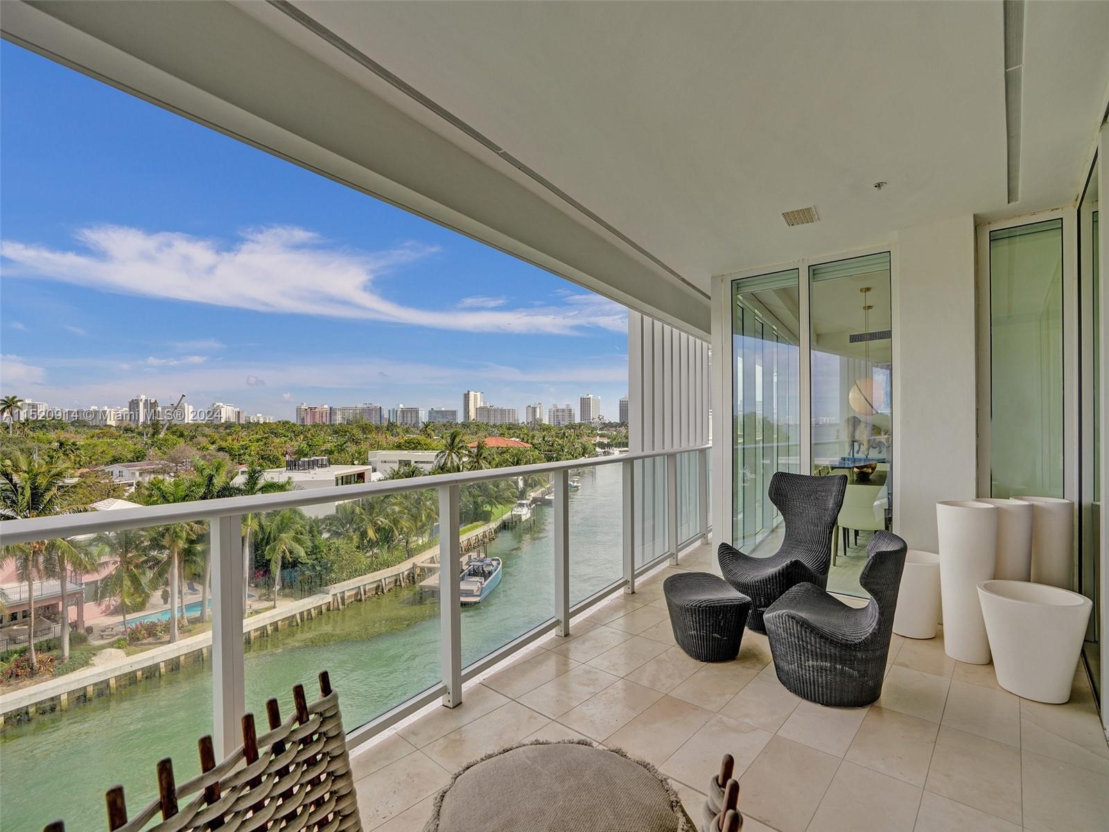 4701 Meridian AV 624, Miami Beach, Florida 33140, 2 Bedrooms Bedrooms, ,2 BathroomsBathrooms,Residential,For Sale,4701 Meridian AV 624,A11520914