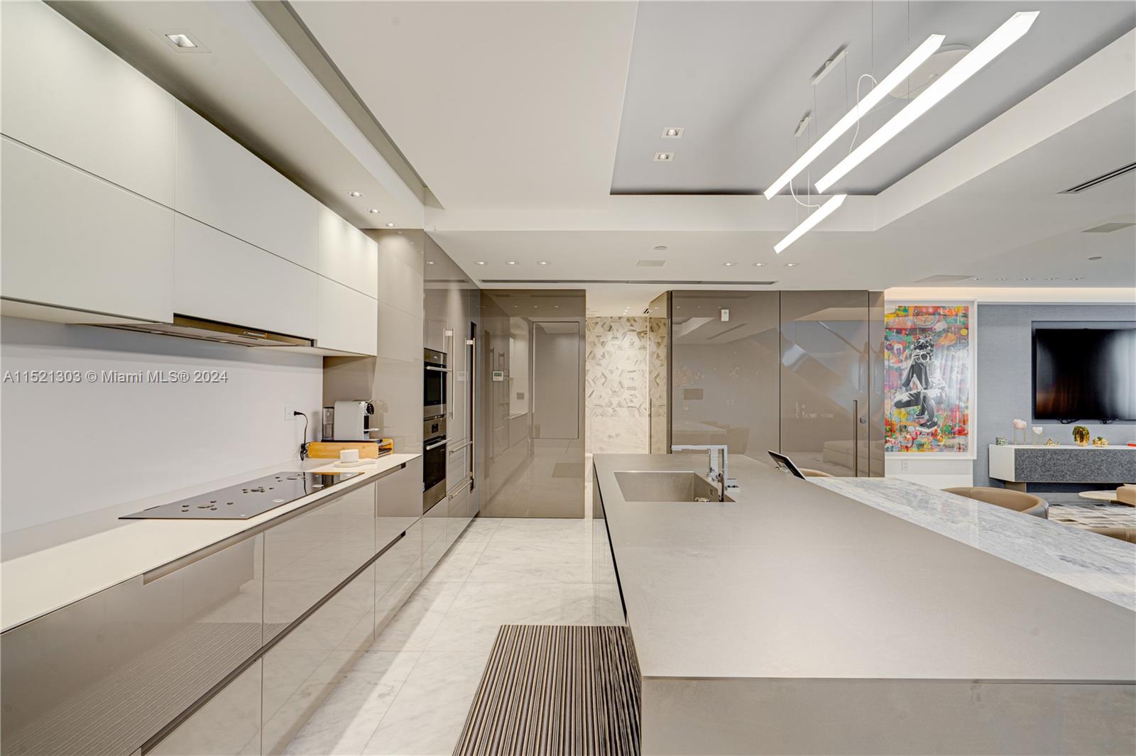 125 Ocean Dr F0203, Miami Beach, Florida 33139, 2 Bedrooms Bedrooms, ,2 BathroomsBathrooms,Residential,For Sale,125 Ocean Dr F0203,A11521303