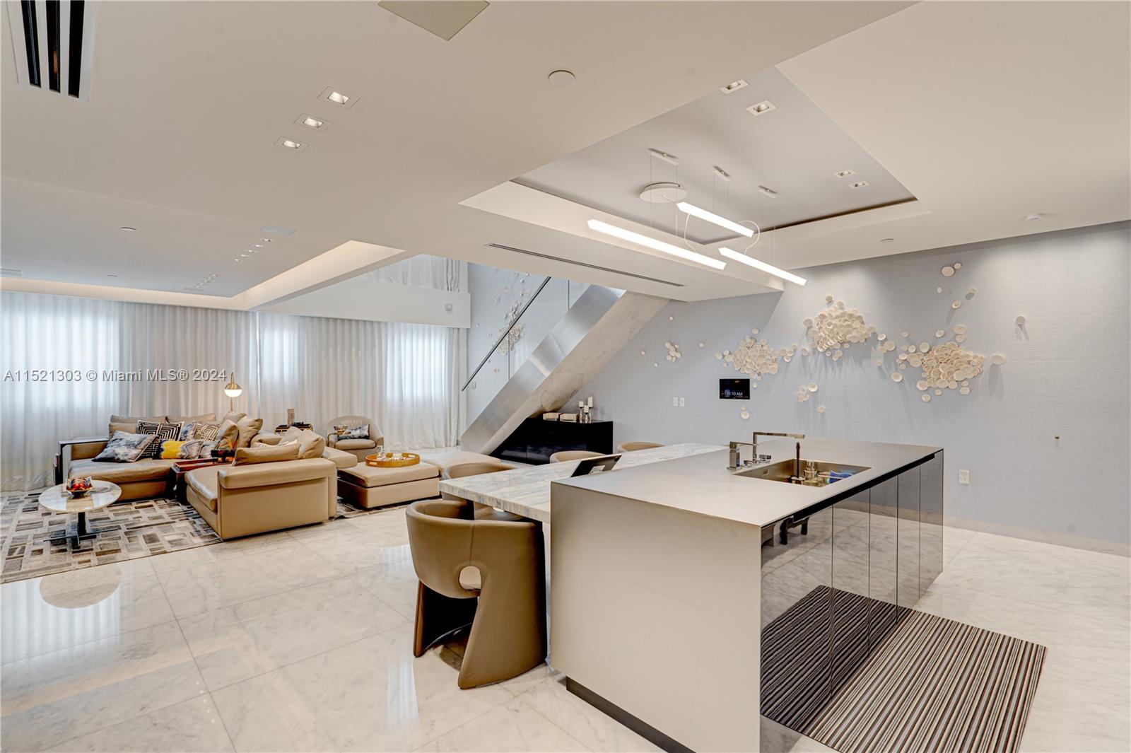 125 Ocean Dr F0203, Miami Beach, Florida 33139, 2 Bedrooms Bedrooms, ,2 BathroomsBathrooms,Residential,For Sale,125 Ocean Dr F0203,A11521303