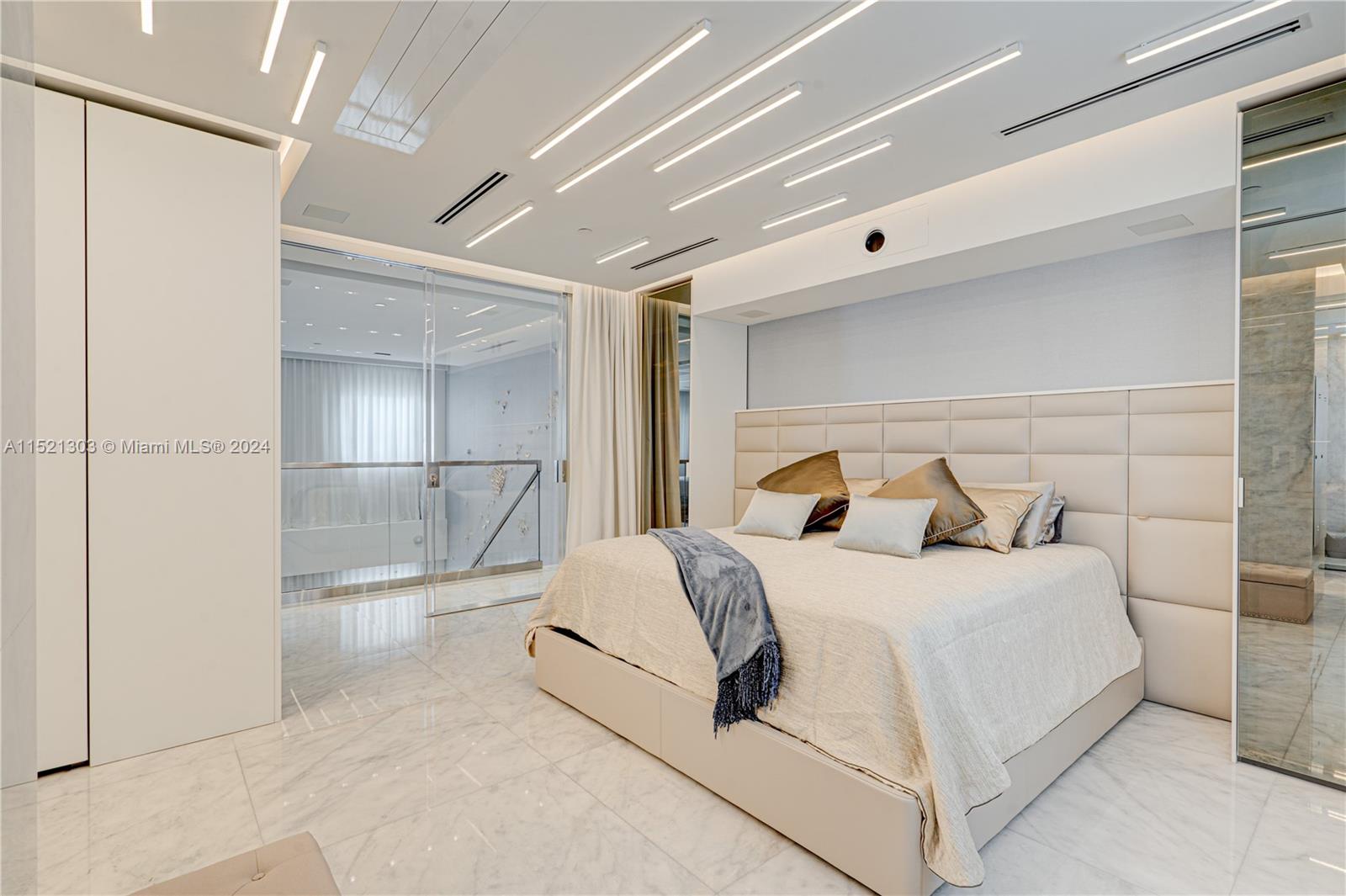 125 Ocean Dr F0203, Miami Beach, Florida 33139, 2 Bedrooms Bedrooms, ,2 BathroomsBathrooms,Residential,For Sale,125 Ocean Dr F0203,A11521303