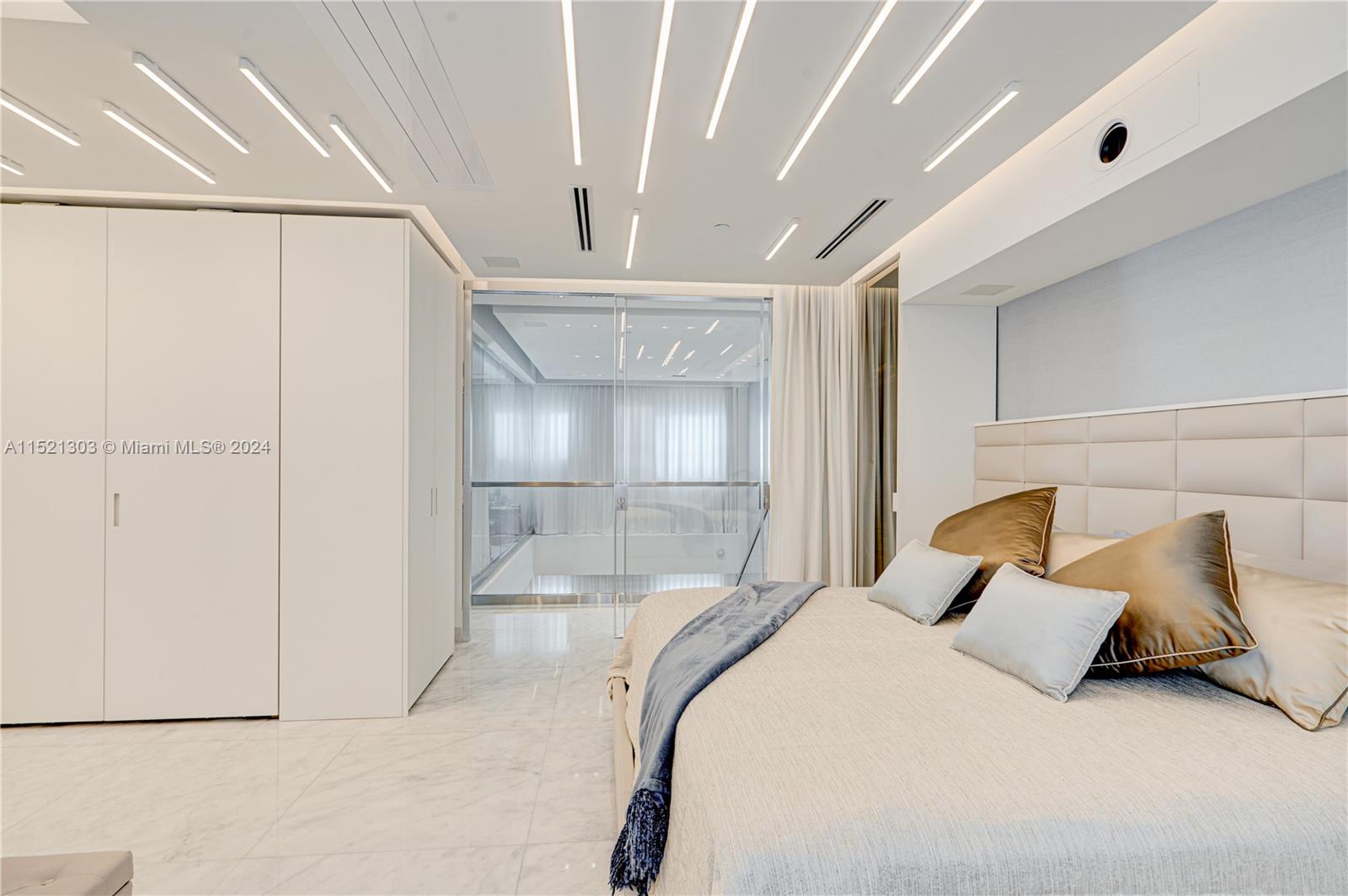 125 Ocean Dr F0203, Miami Beach, Florida 33139, 2 Bedrooms Bedrooms, ,2 BathroomsBathrooms,Residential,For Sale,125 Ocean Dr F0203,A11521303