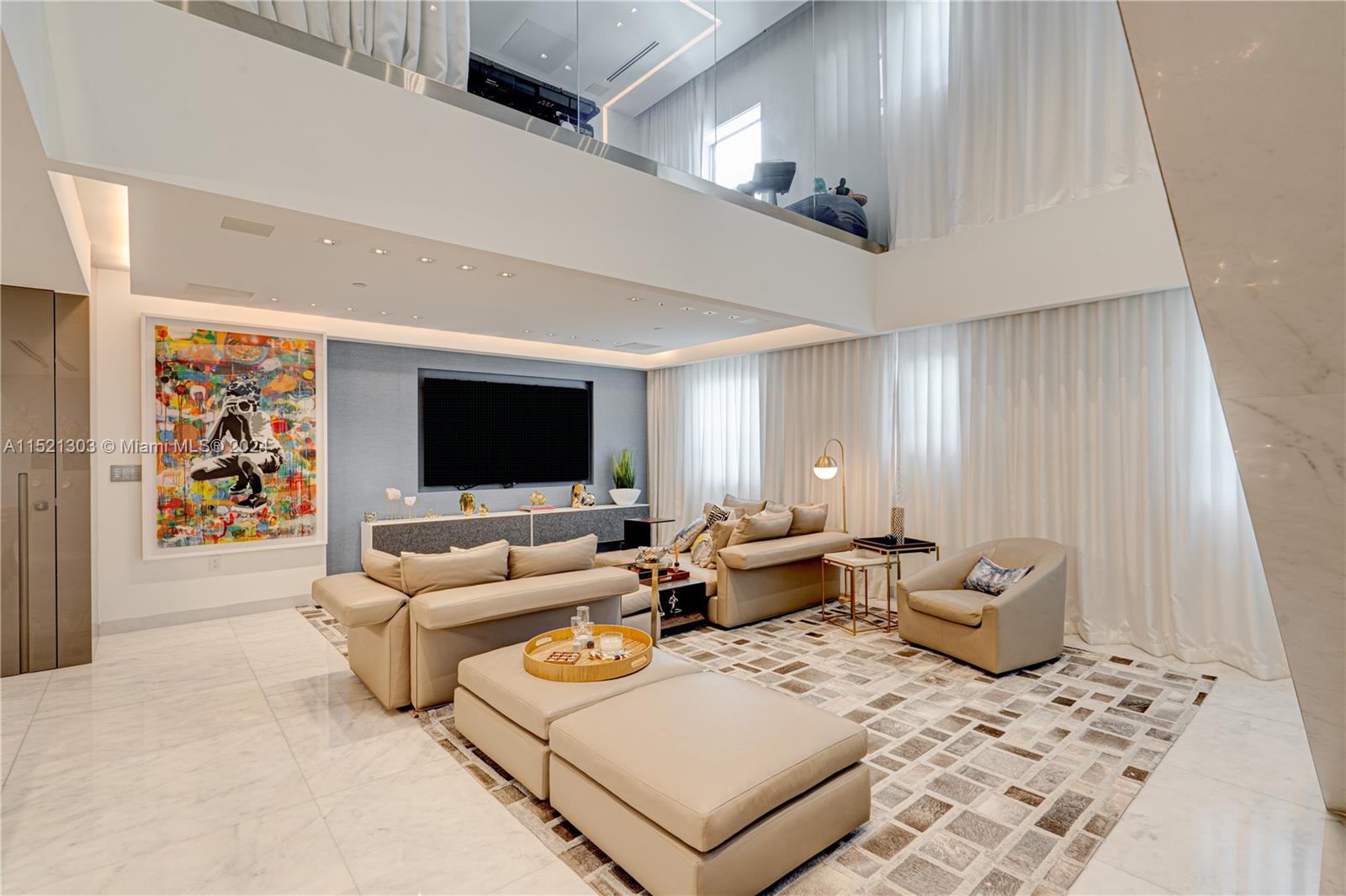 125 Ocean Dr F0203, Miami Beach, Florida 33139, 2 Bedrooms Bedrooms, ,2 BathroomsBathrooms,Residential,For Sale,125 Ocean Dr F0203,A11521303