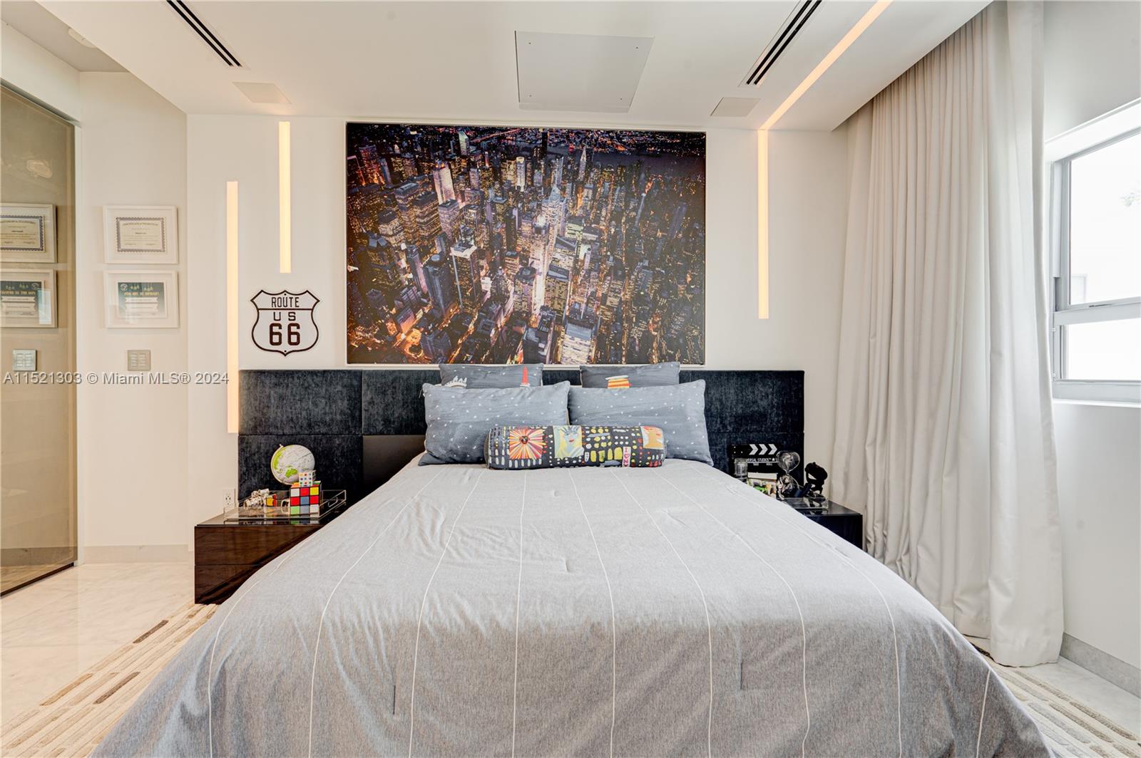 125 Ocean Dr F0203, Miami Beach, Florida 33139, 2 Bedrooms Bedrooms, ,2 BathroomsBathrooms,Residential,For Sale,125 Ocean Dr F0203,A11521303