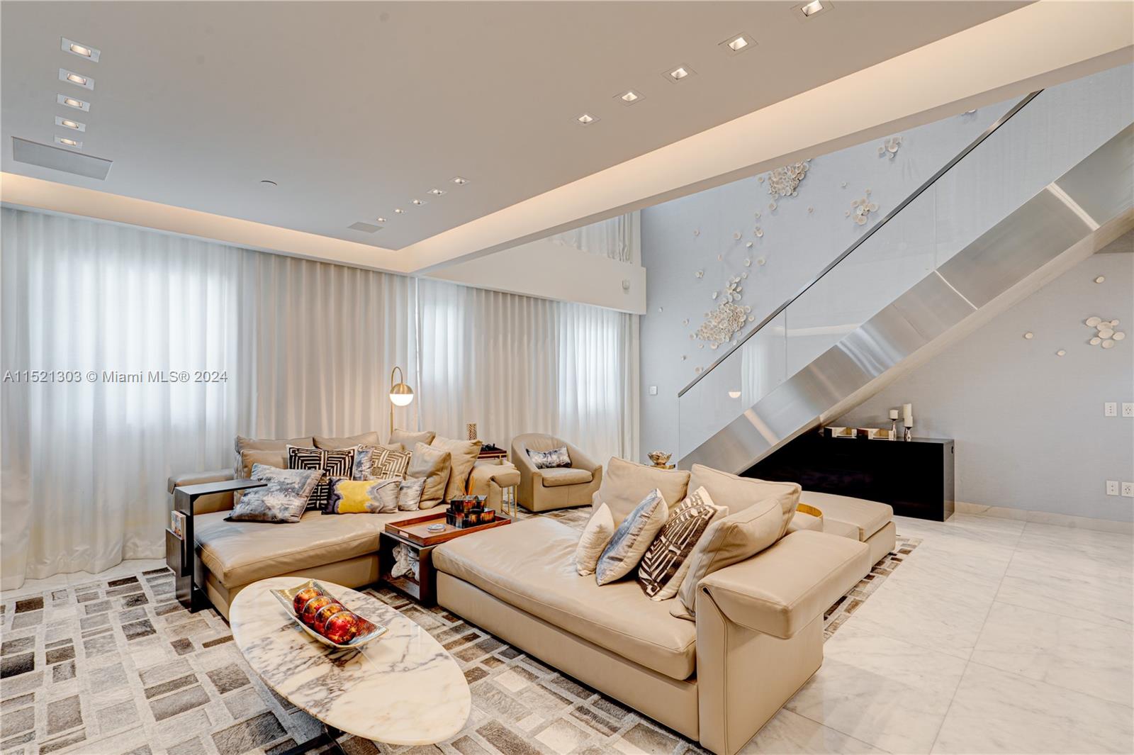 125 Ocean Dr F0203, Miami Beach, Florida 33139, 2 Bedrooms Bedrooms, ,2 BathroomsBathrooms,Residential,For Sale,125 Ocean Dr F0203,A11521303