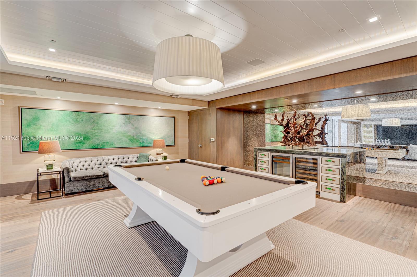 125 Ocean Dr F0203, Miami Beach, Florida 33139, 2 Bedrooms Bedrooms, ,2 BathroomsBathrooms,Residential,For Sale,125 Ocean Dr F0203,A11521303