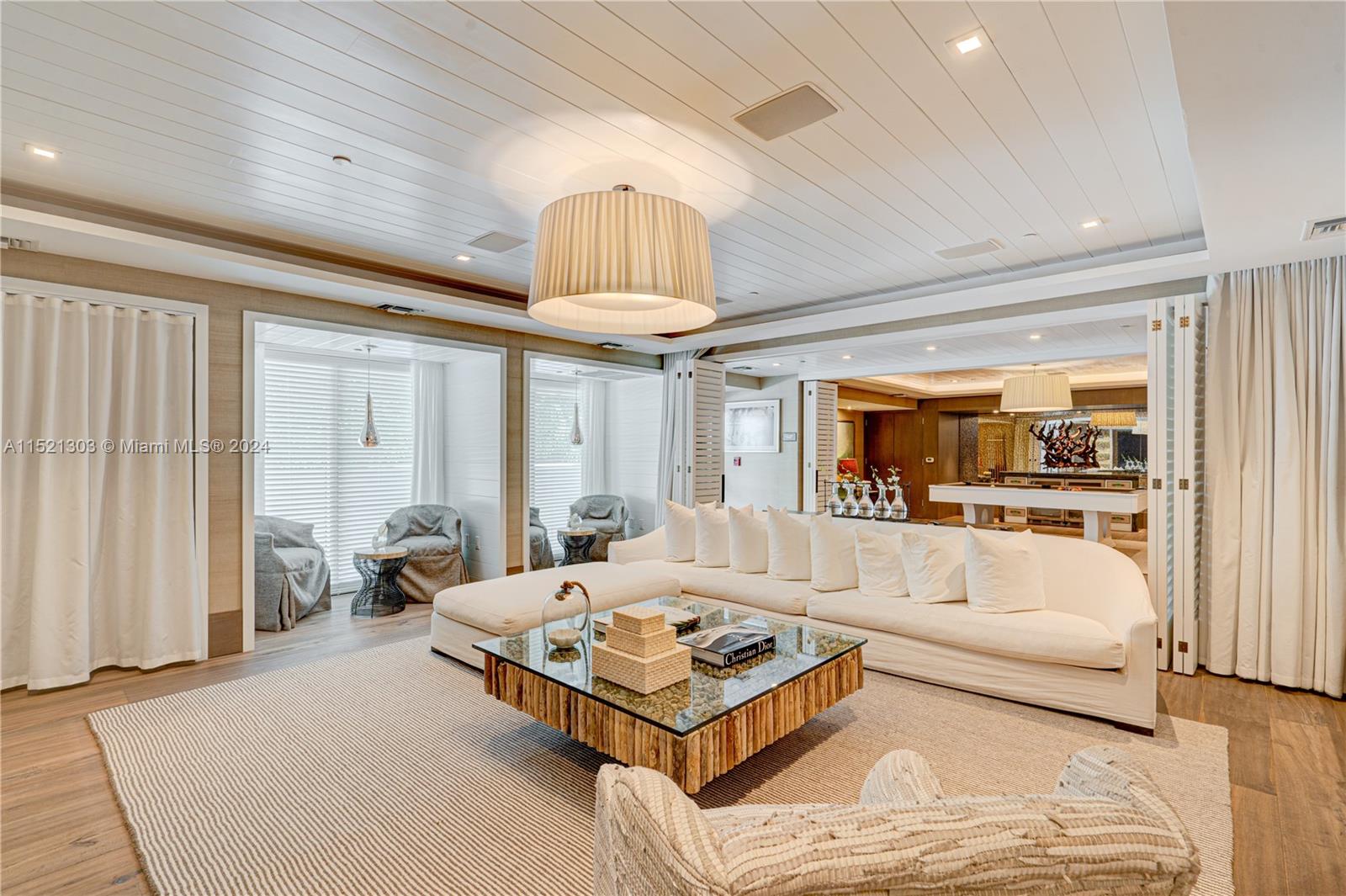 125 Ocean Dr F0203, Miami Beach, Florida 33139, 2 Bedrooms Bedrooms, ,2 BathroomsBathrooms,Residential,For Sale,125 Ocean Dr F0203,A11521303