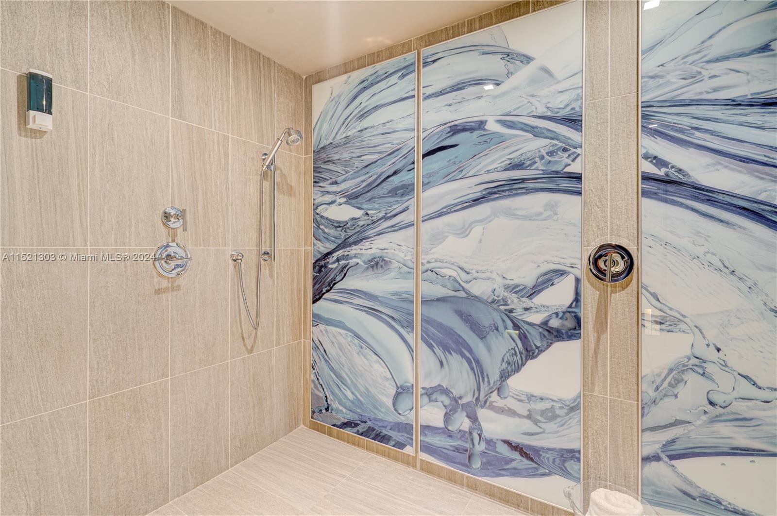 125 Ocean Dr F0203, Miami Beach, Florida 33139, 2 Bedrooms Bedrooms, ,2 BathroomsBathrooms,Residential,For Sale,125 Ocean Dr F0203,A11521303