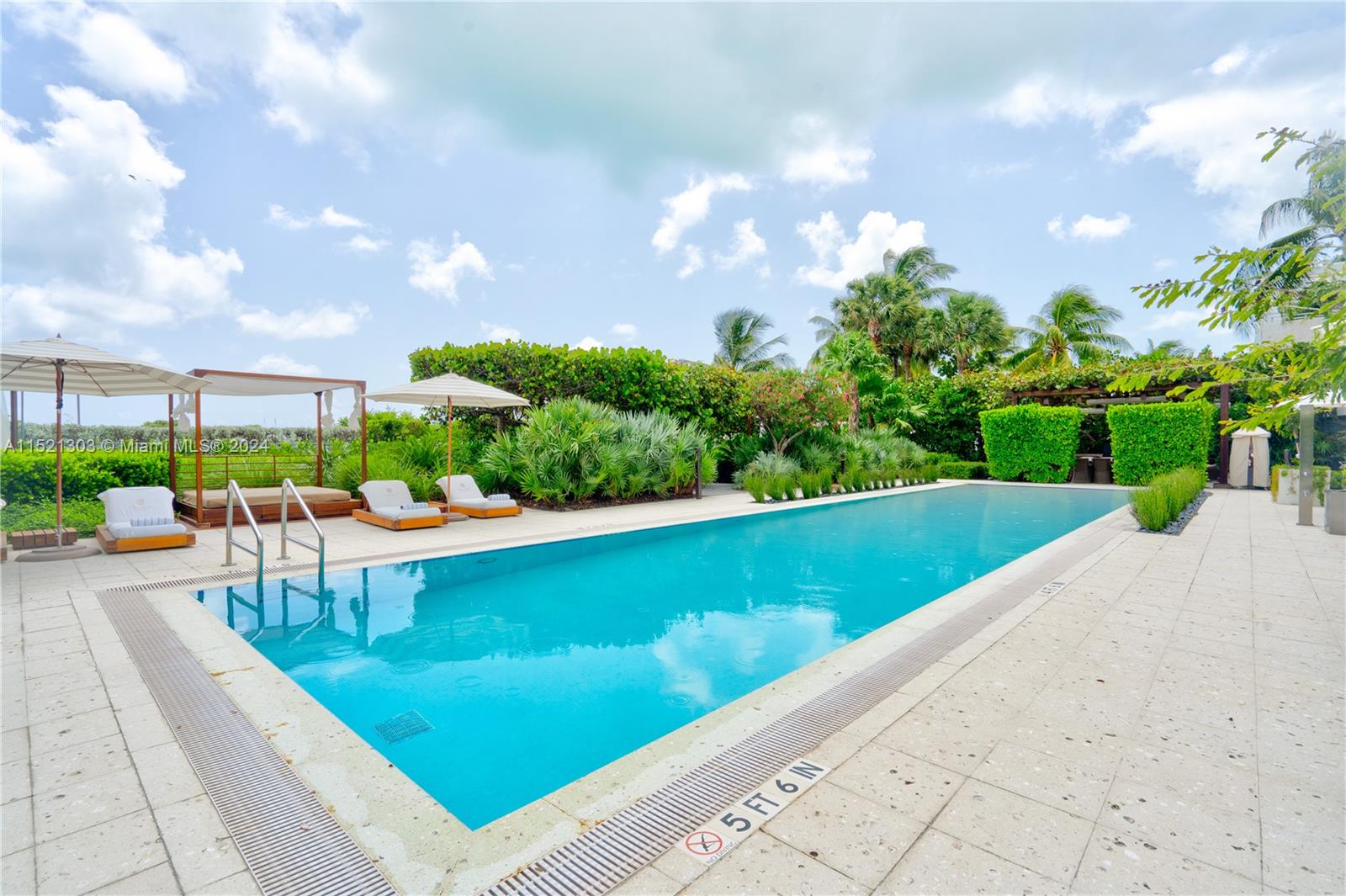 125 Ocean Dr F0203, Miami Beach, Florida 33139, 2 Bedrooms Bedrooms, ,2 BathroomsBathrooms,Residential,For Sale,125 Ocean Dr F0203,A11521303