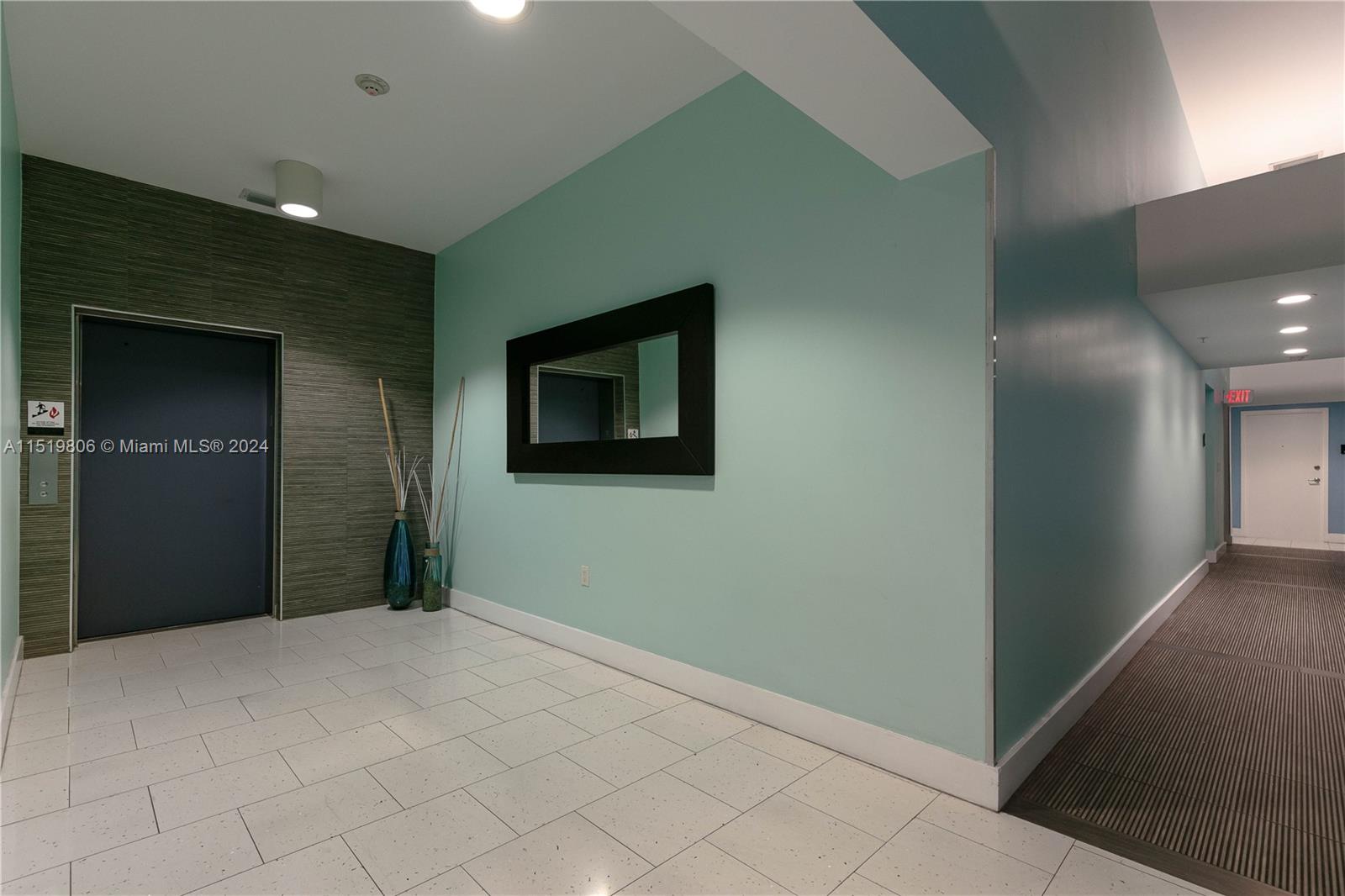 7728 Collins Ave 10, Miami Beach, Florida 33141, 2 Bedrooms Bedrooms, ,2 BathroomsBathrooms,Residentiallease,For Rent,7728 Collins Ave 10,A11519806