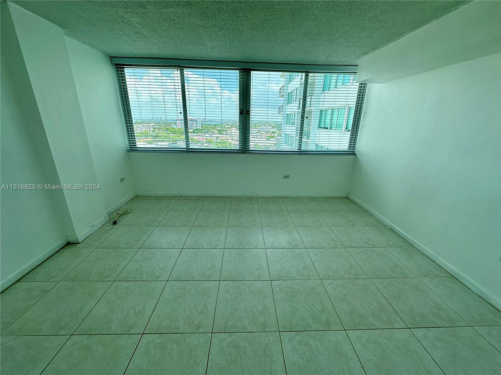 7135 Collins Ave, Miami Beach, FL, 33141 United States, 1 Bedroom Bedrooms, ,2 BathroomsBathrooms,Residential,For Sale,Collins Ave,A11516825